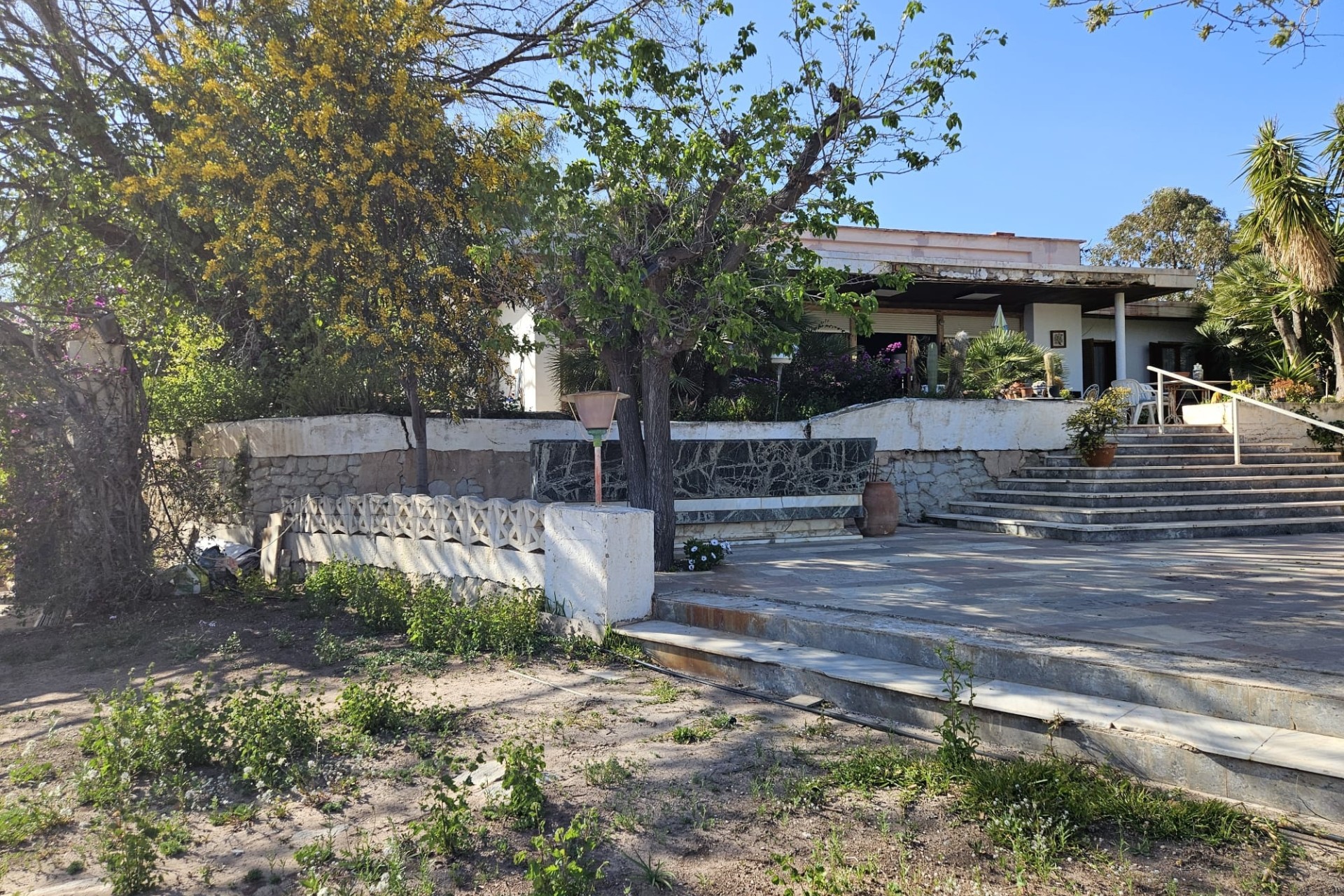 Herverkoop - Finca Landelijk pand -
Novelda