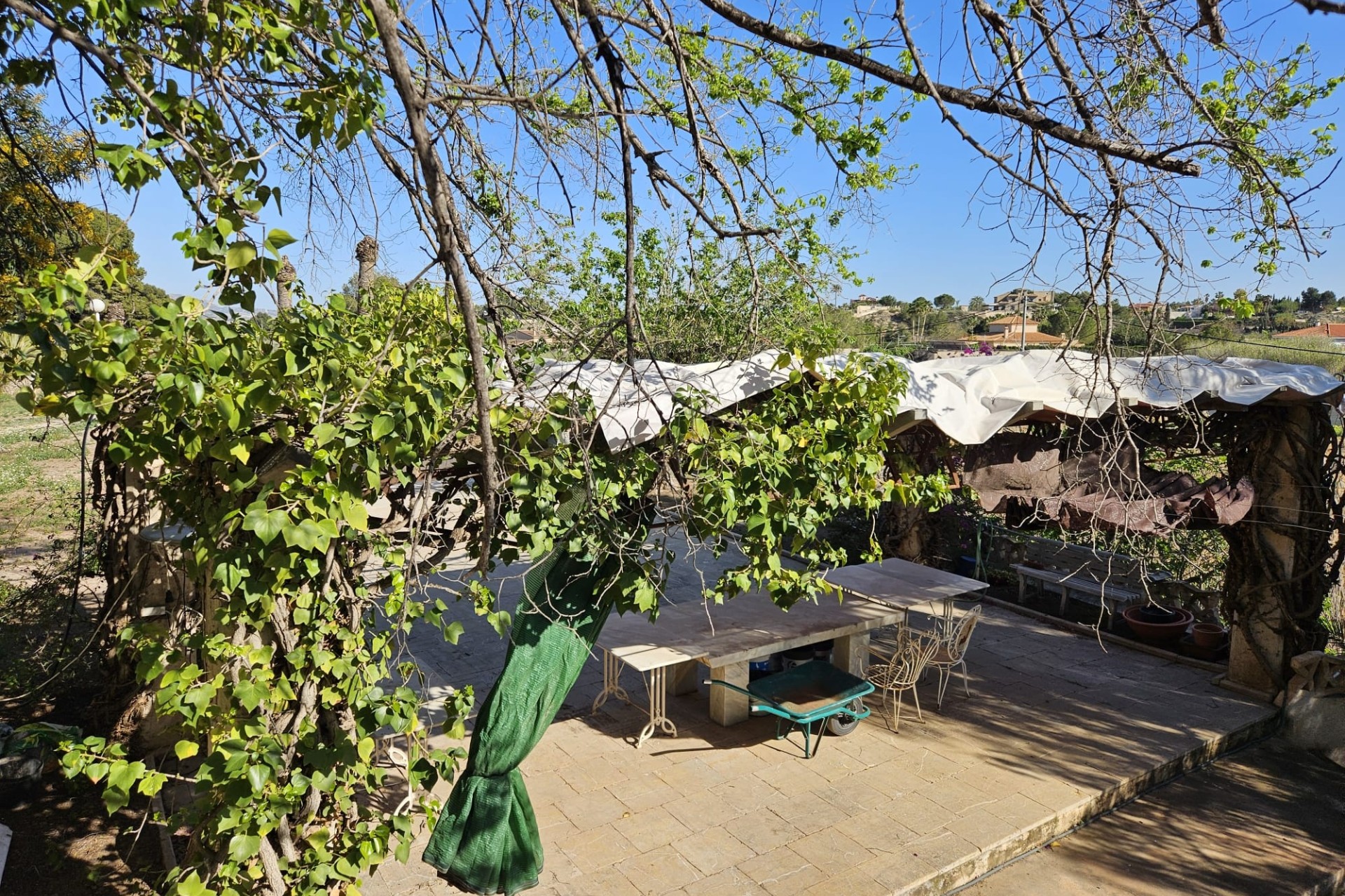 Herverkoop - Finca Landelijk pand -
Novelda