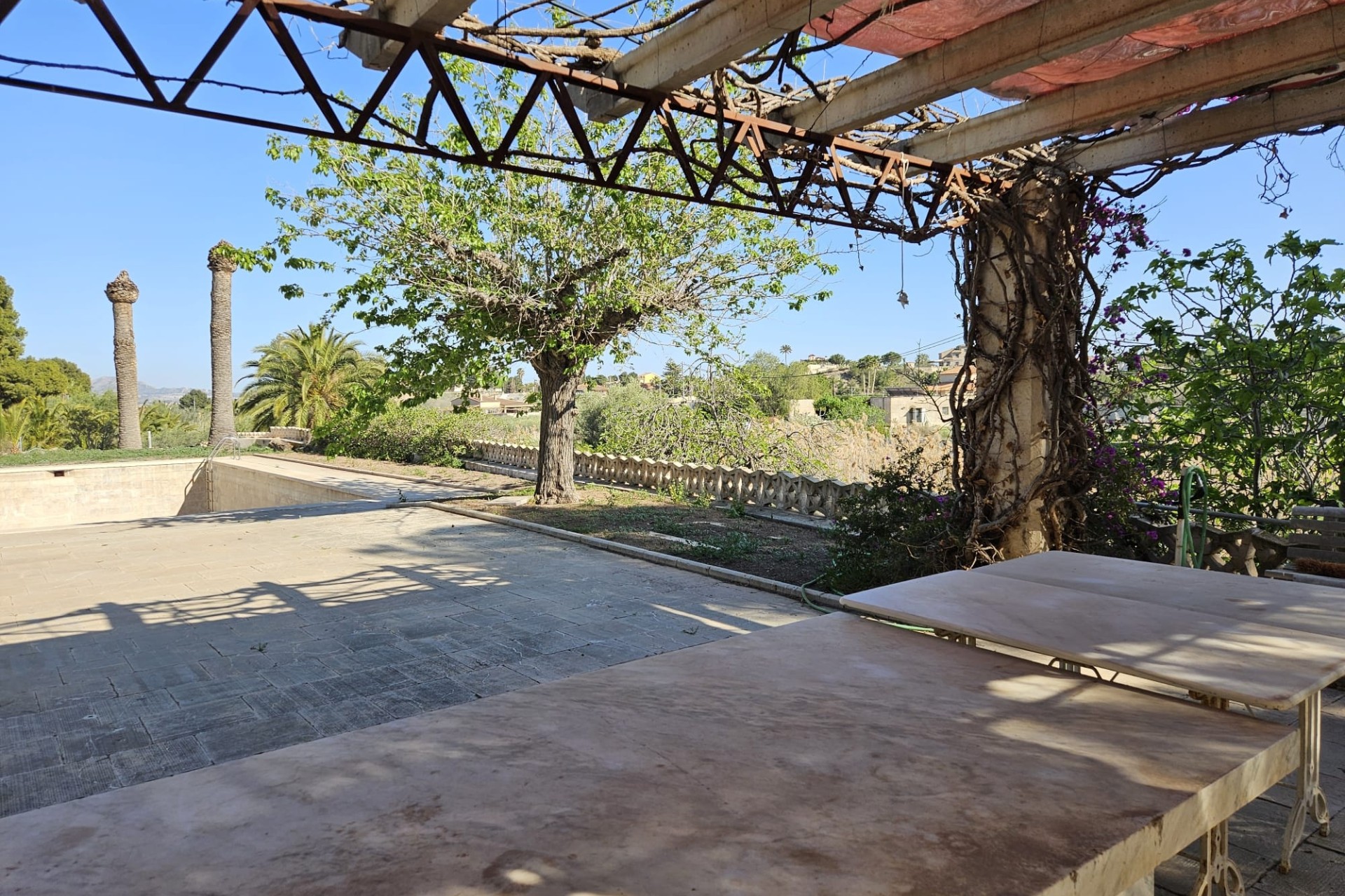 Herverkoop - Finca Landelijk pand -
Novelda