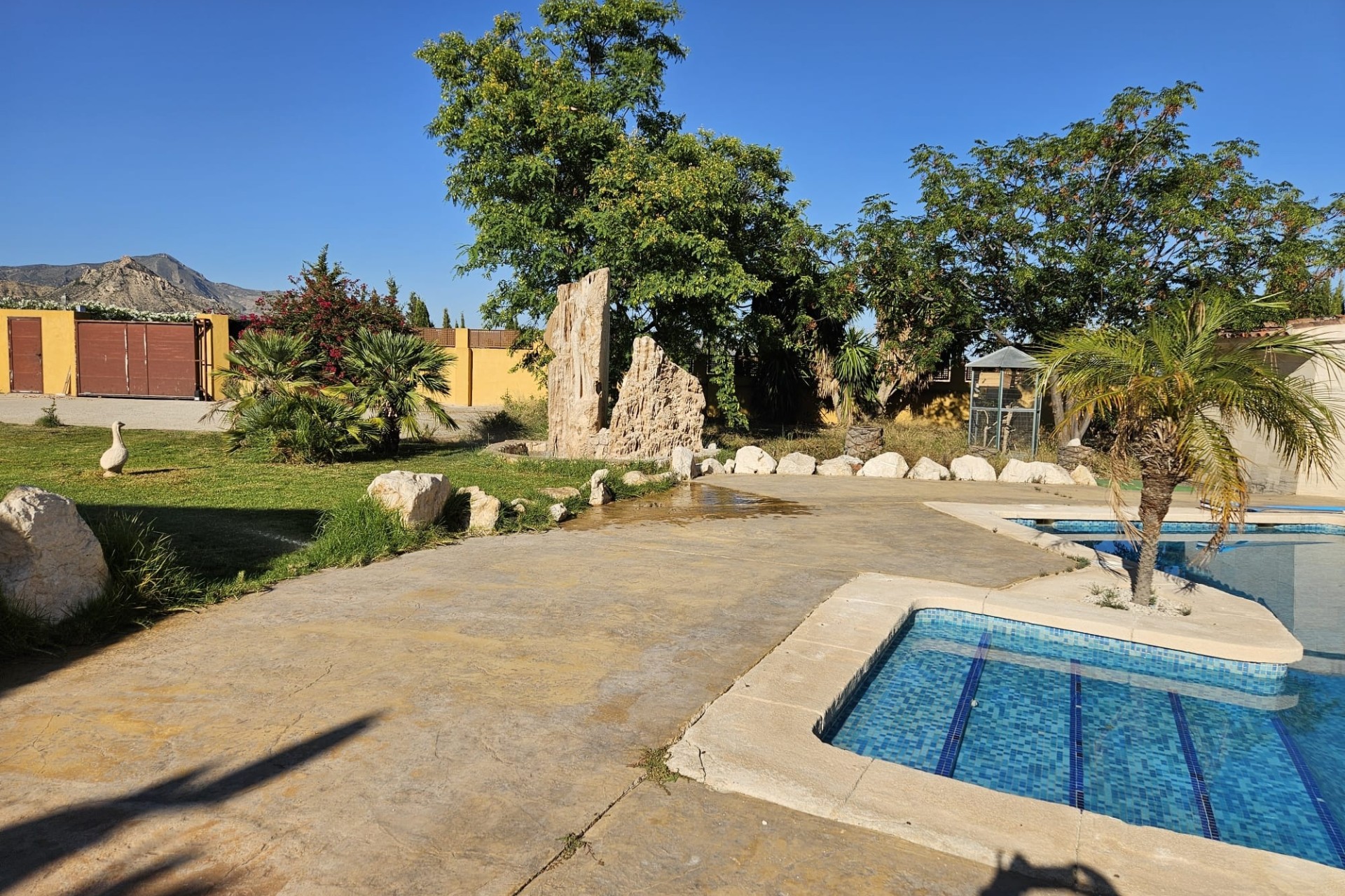 Herverkoop - Finca Landelijk pand -
Novelda