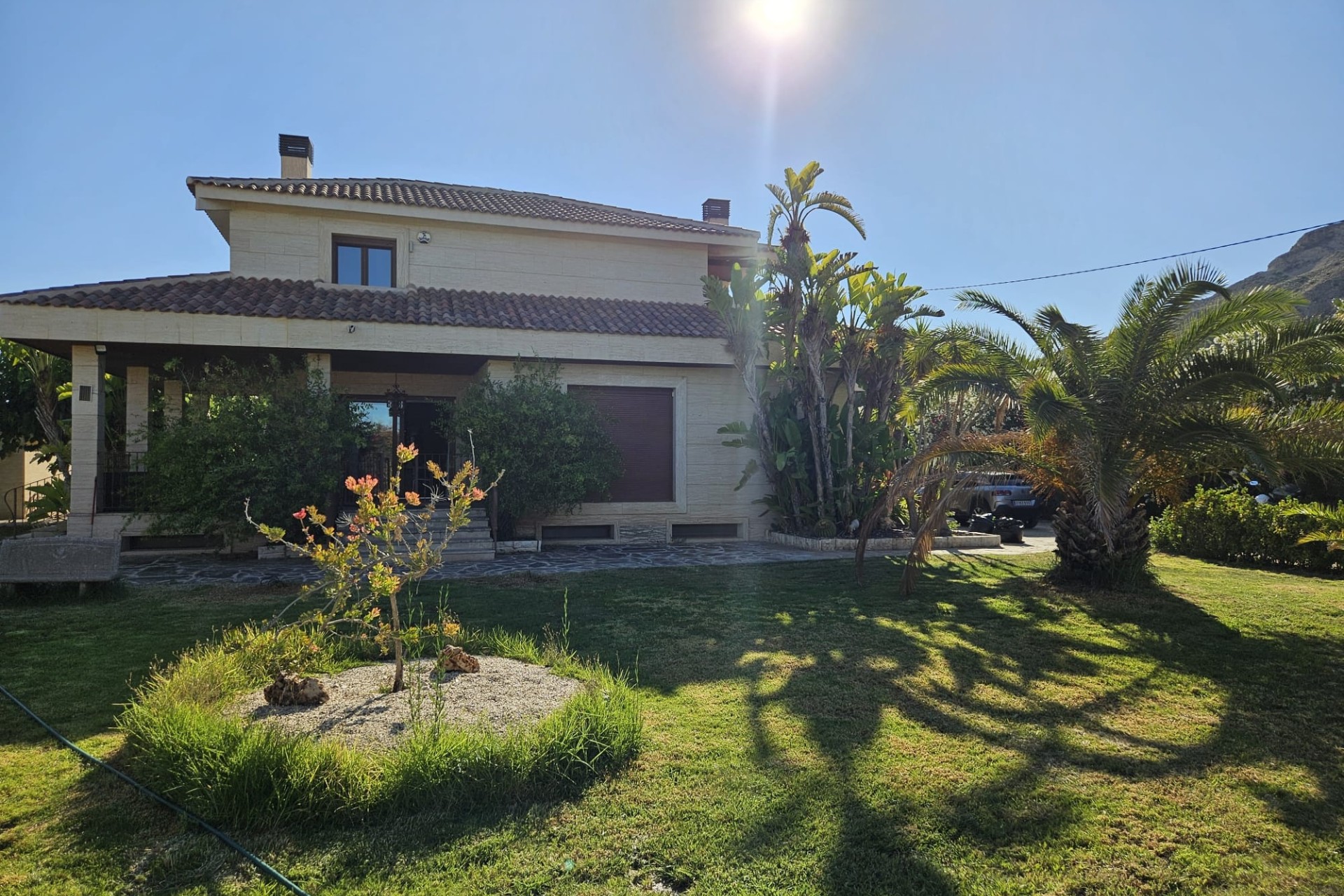 Herverkoop - Finca Landelijk pand -
Novelda