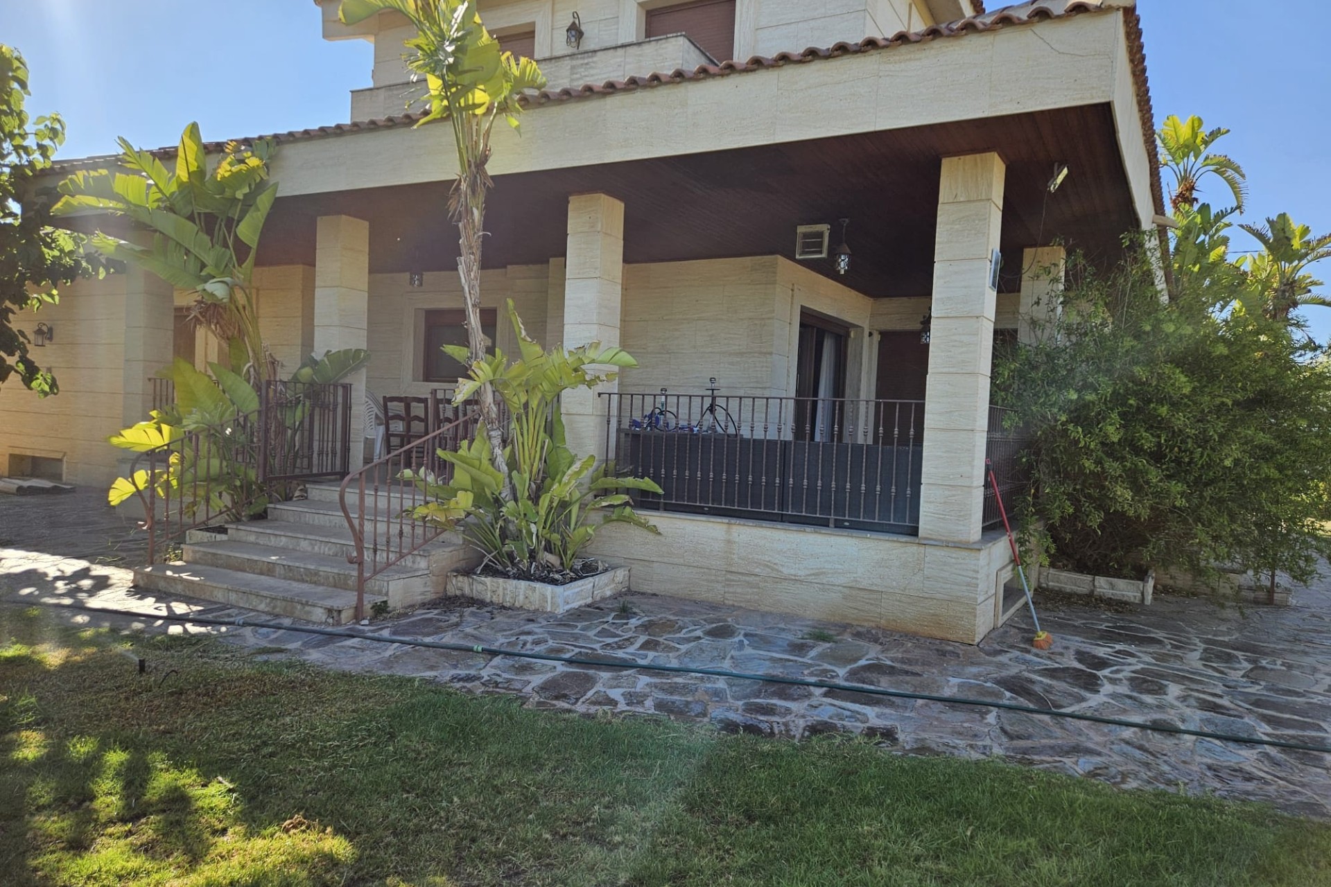 Herverkoop - Finca Landelijk pand -
Novelda