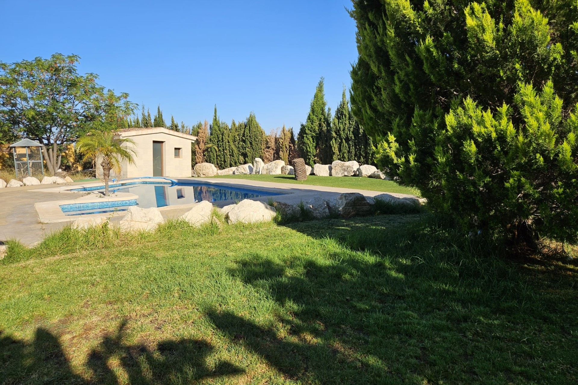 Herverkoop - Finca Landelijk pand -
Novelda