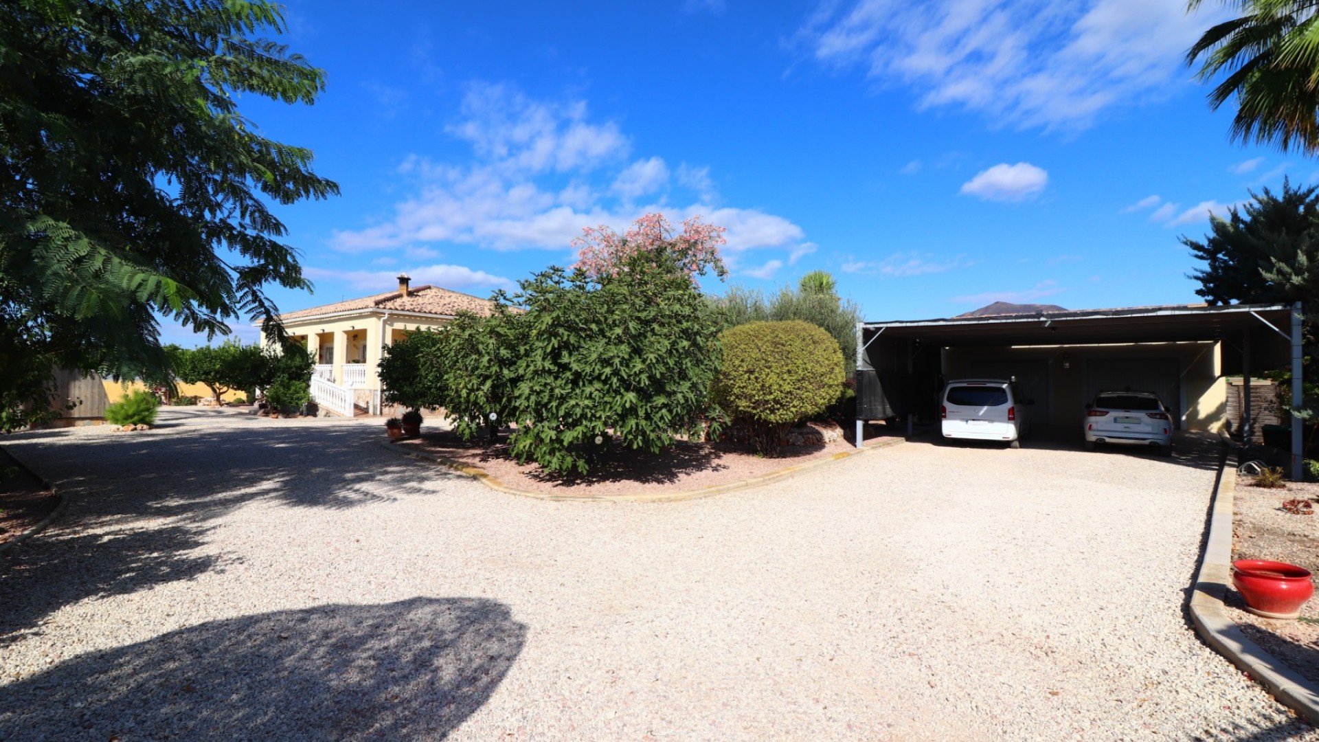 Herverkoop - Finca Landelijk pand -
Orihuela - La Campaneta