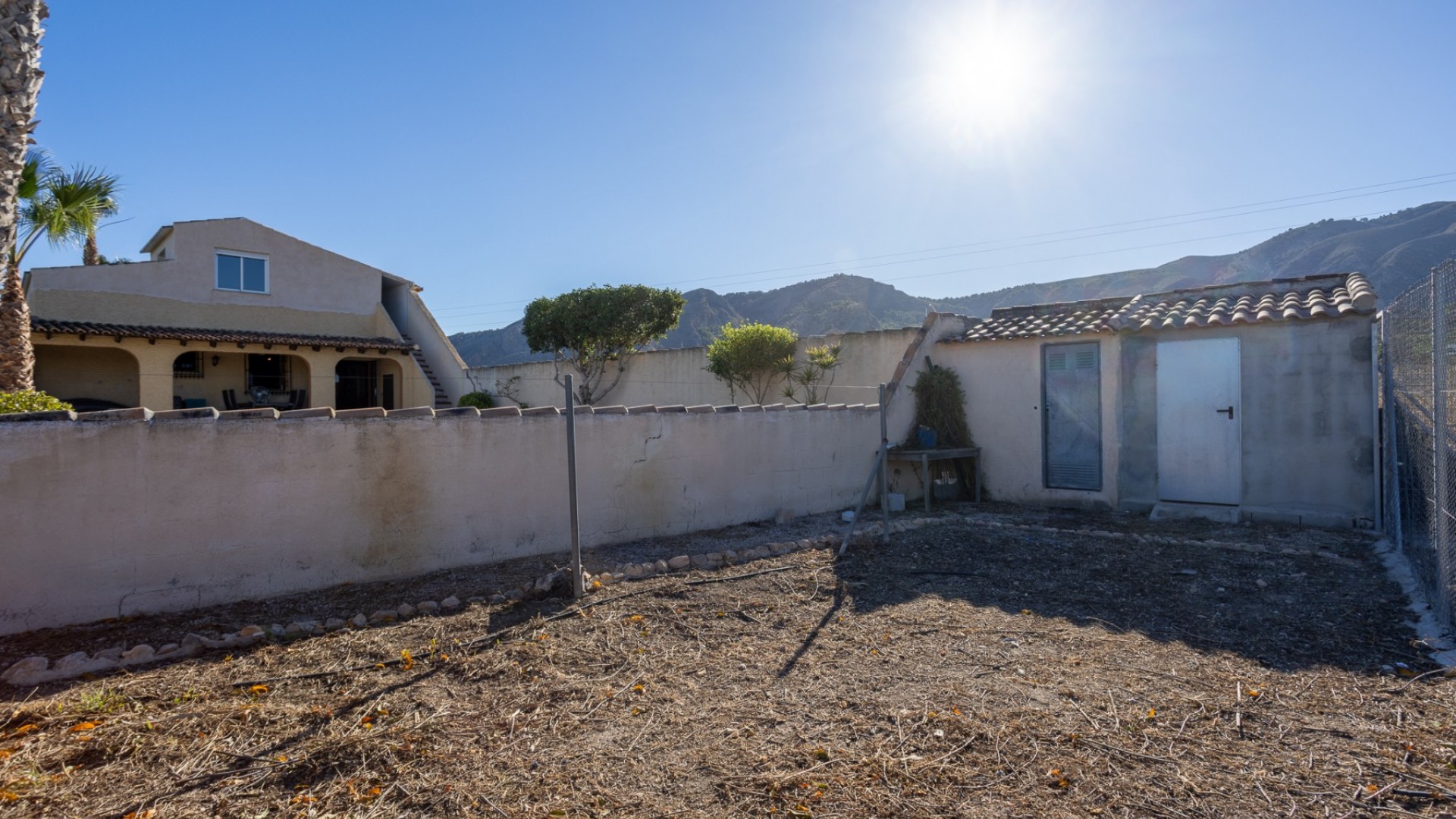 Herverkoop - Finca Landelijk pand -
Orihuela - La Matanza