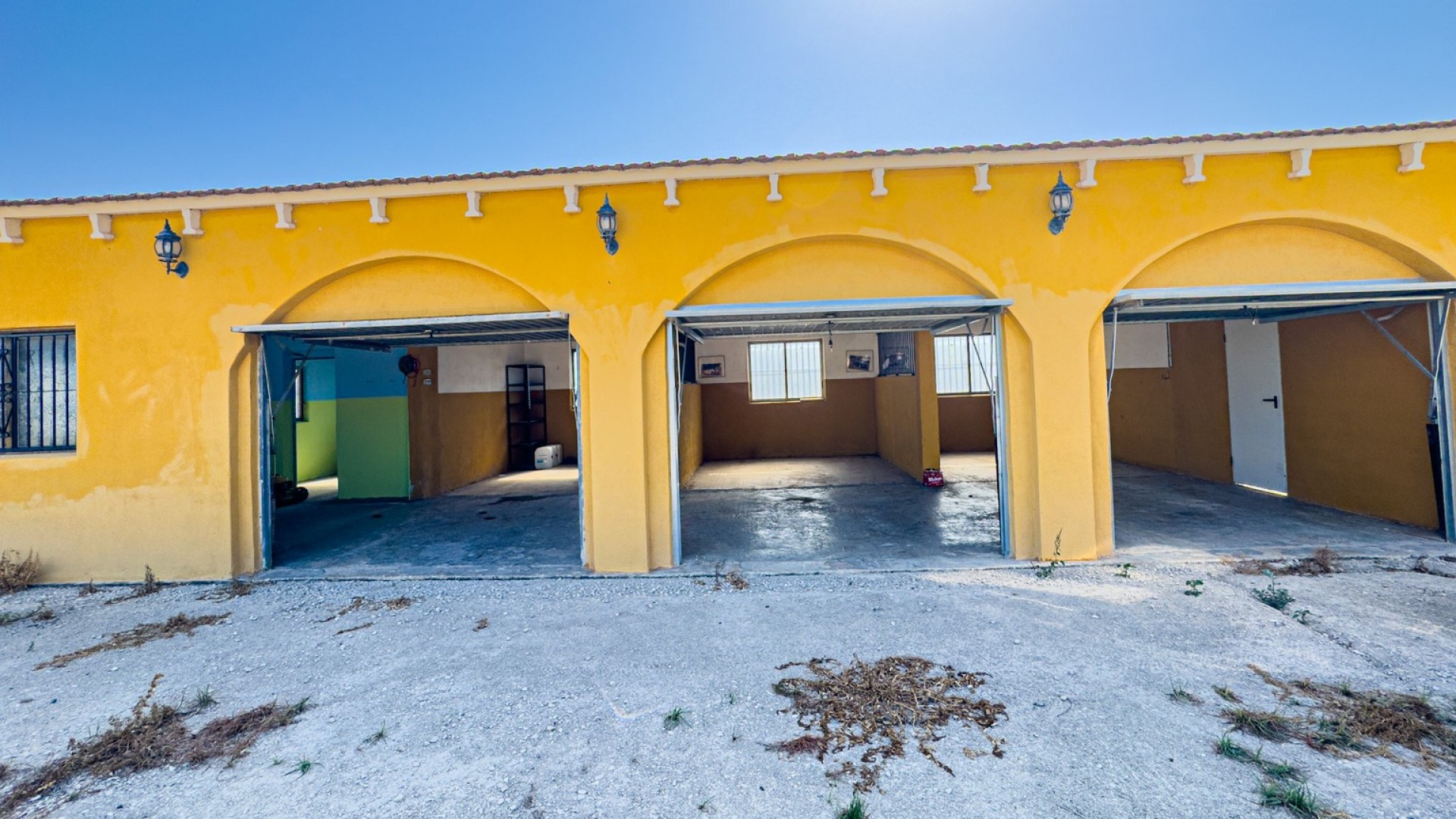 Herverkoop - Finca Landelijk pand -
Orihuela