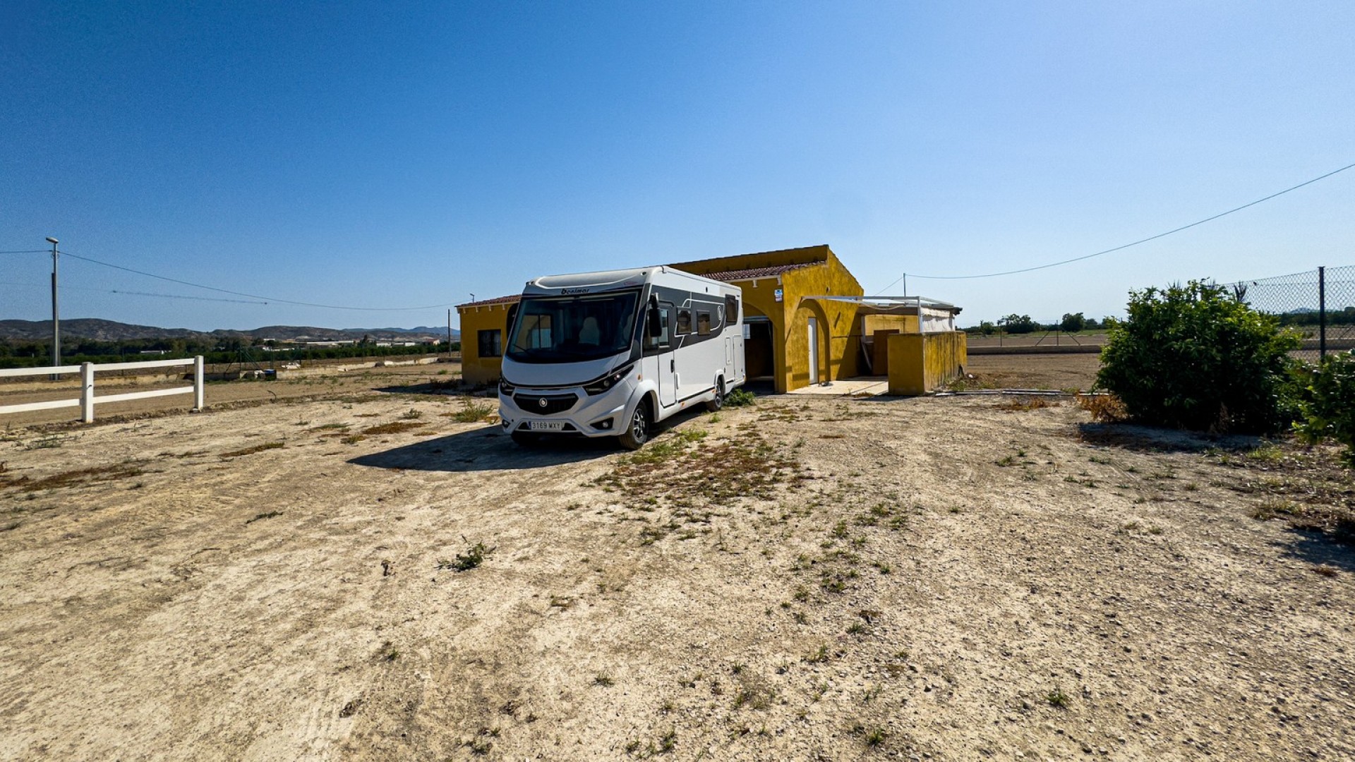 Herverkoop - Finca Landelijk pand -
Orihuela
