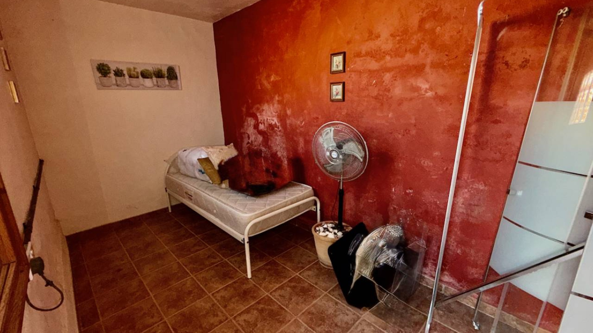 Herverkoop - Finca Landelijk pand -
Orihuela