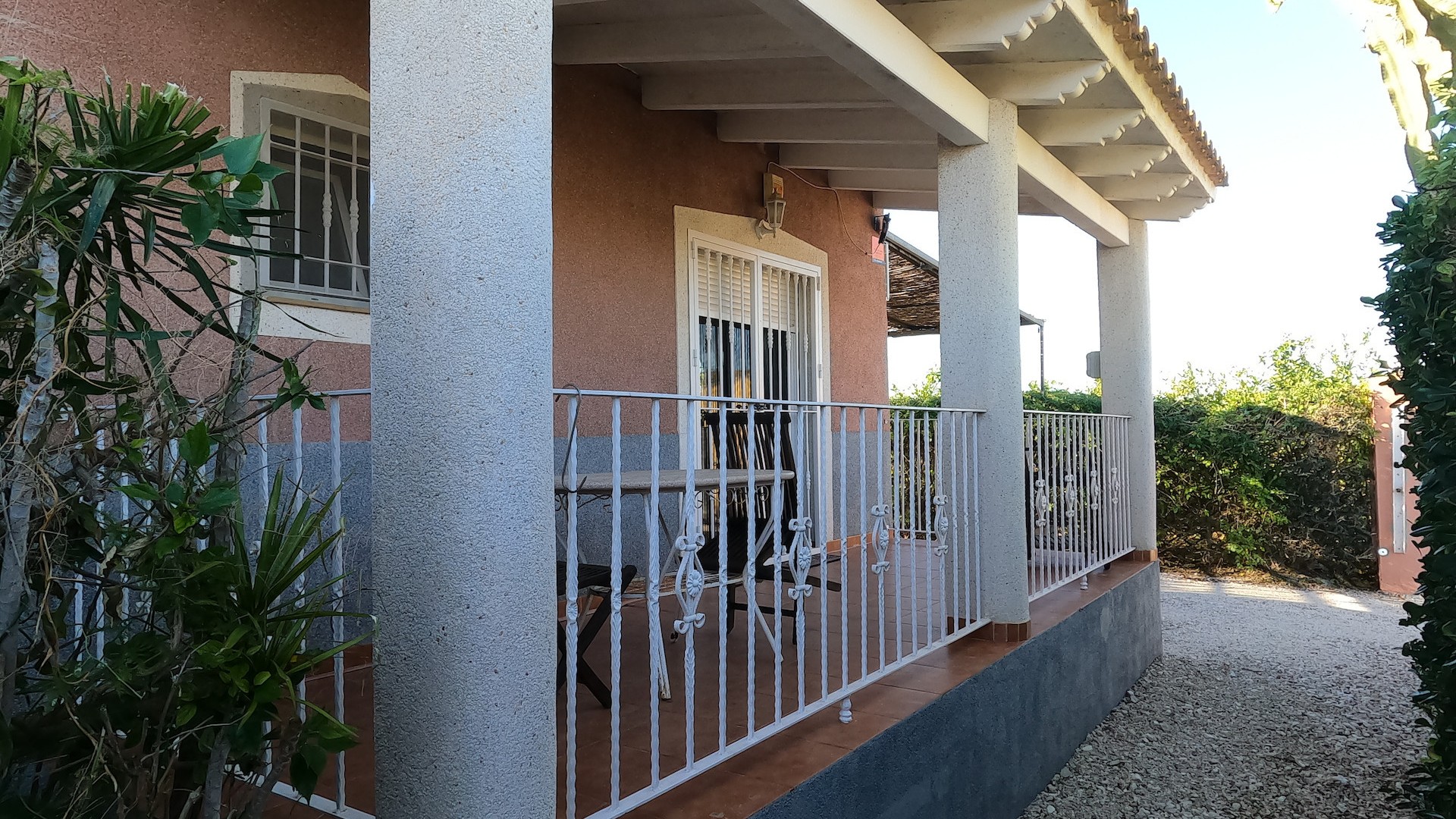 Herverkoop - Finca Landelijk pand -
Orihuela