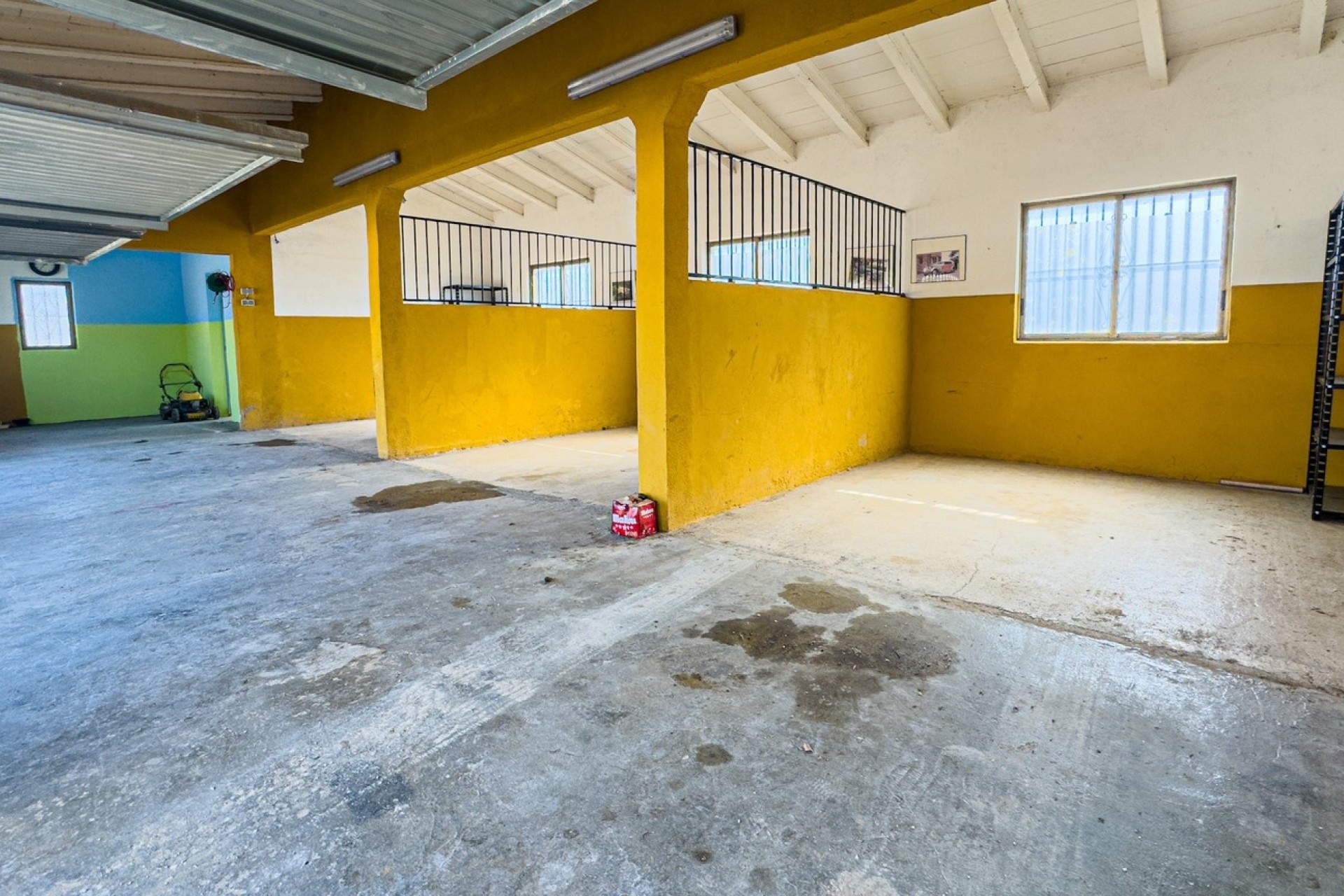 Herverkoop - Finca Landelijk pand -
Orihuela