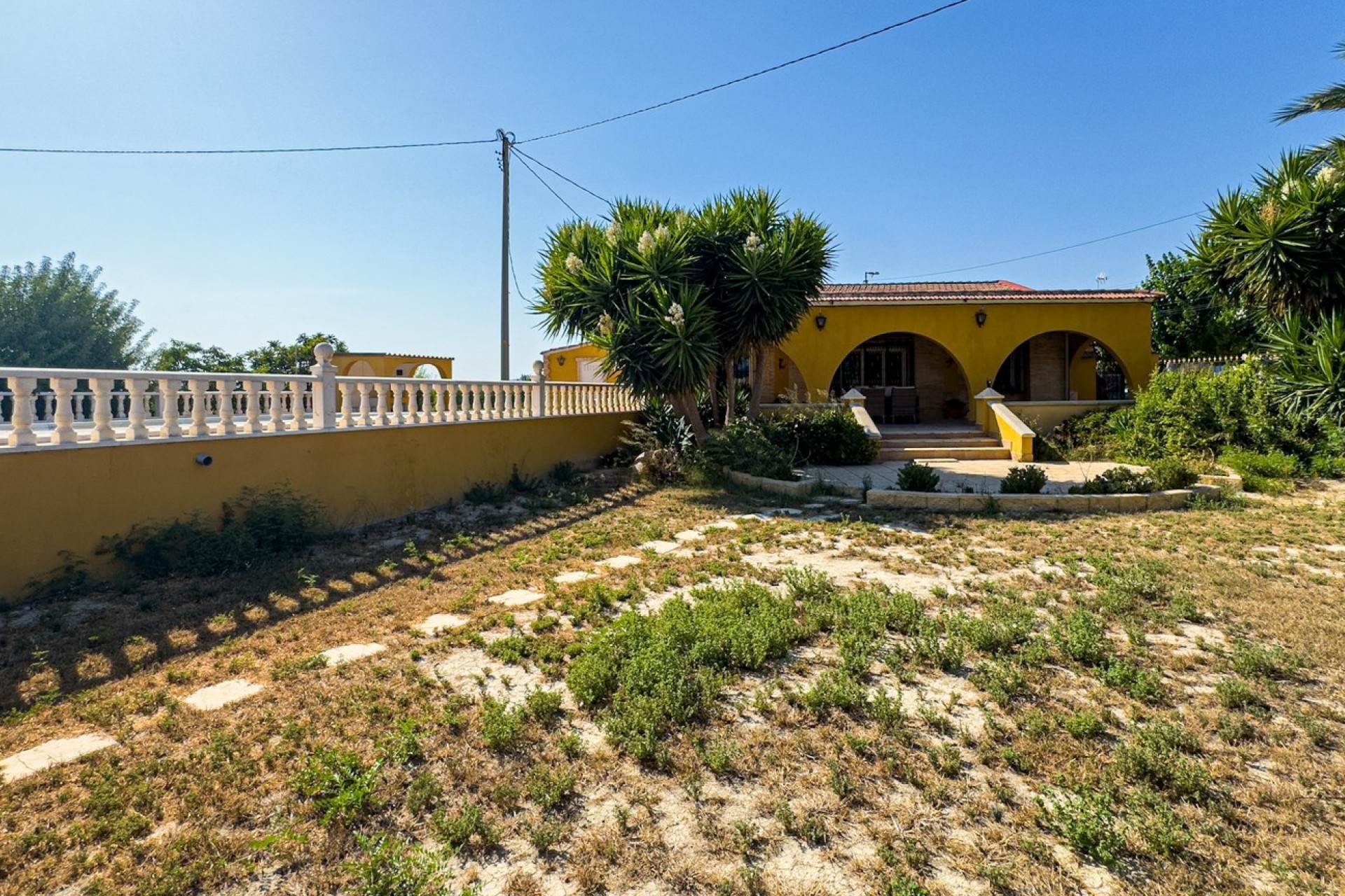 Herverkoop - Finca Landelijk pand -
Orihuela