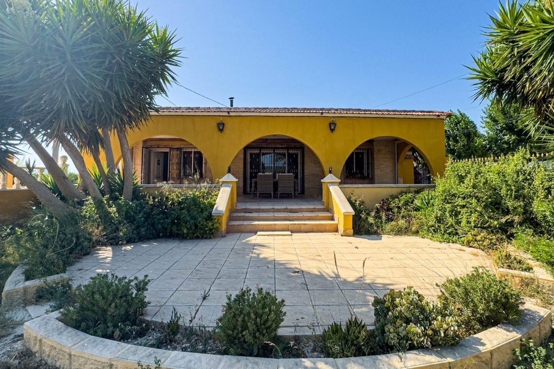 Herverkoop - Finca Landelijk pand -
Orihuela