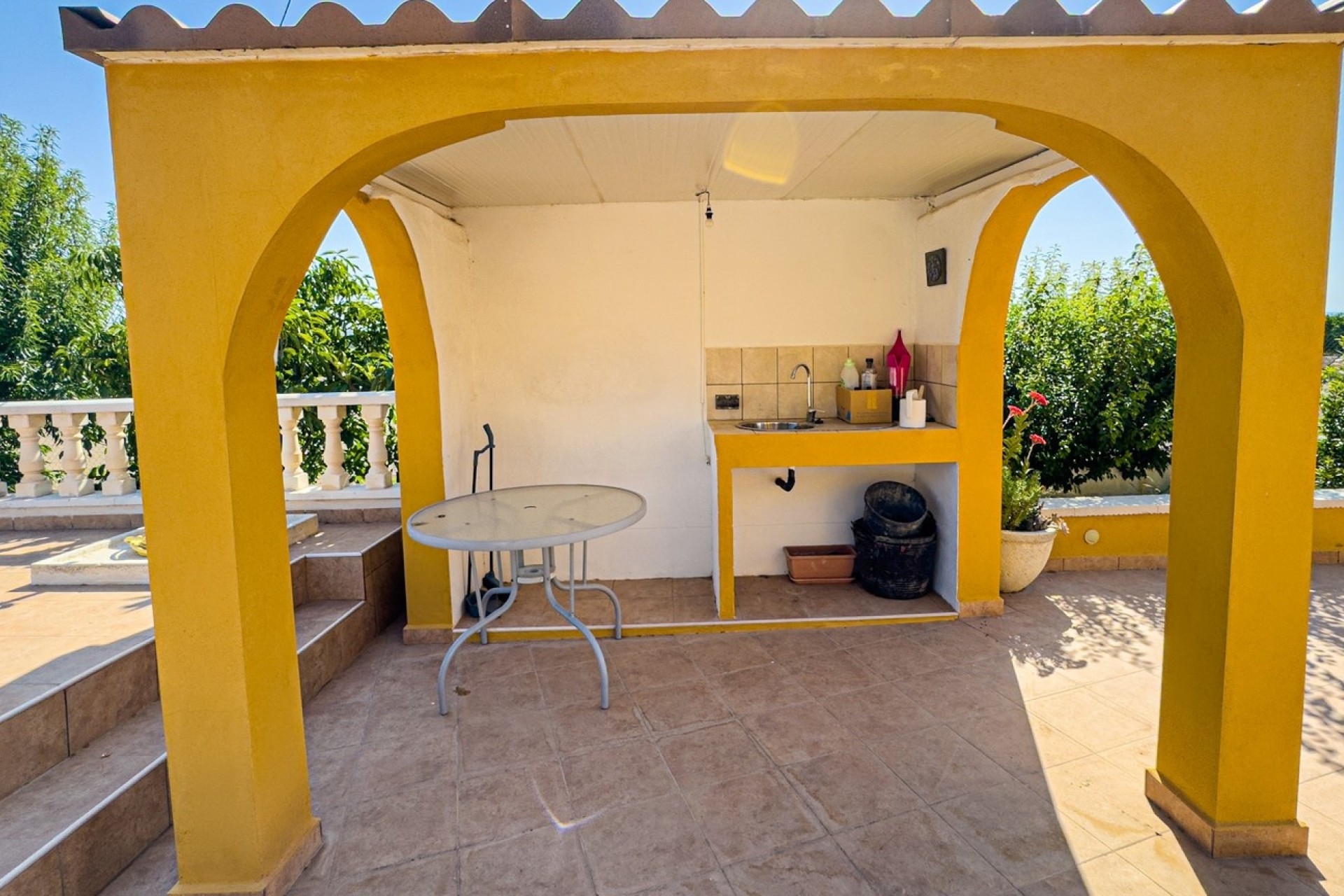 Herverkoop - Finca Landelijk pand -
Orihuela