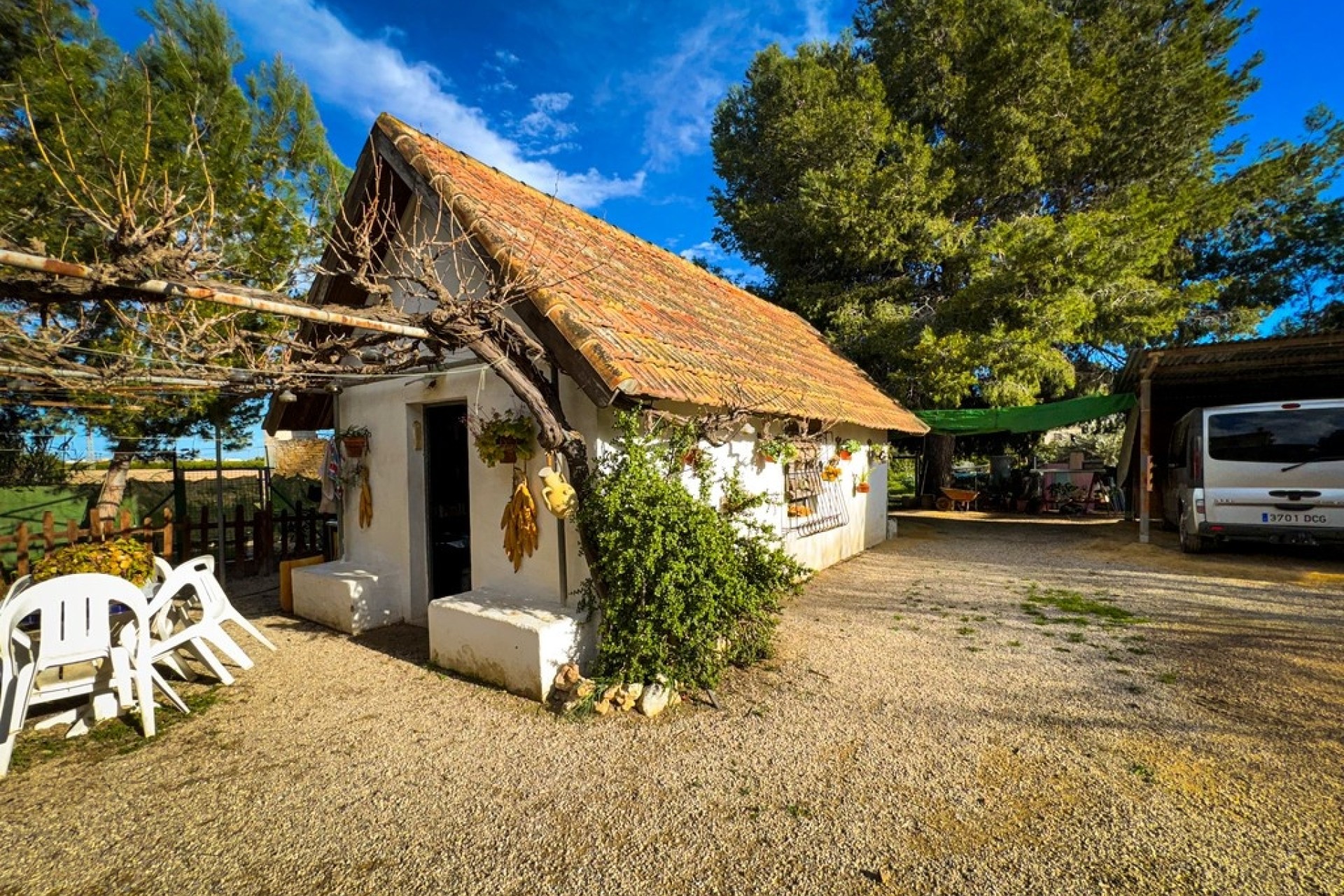 Herverkoop - Finca Landelijk pand -
Orihuela
