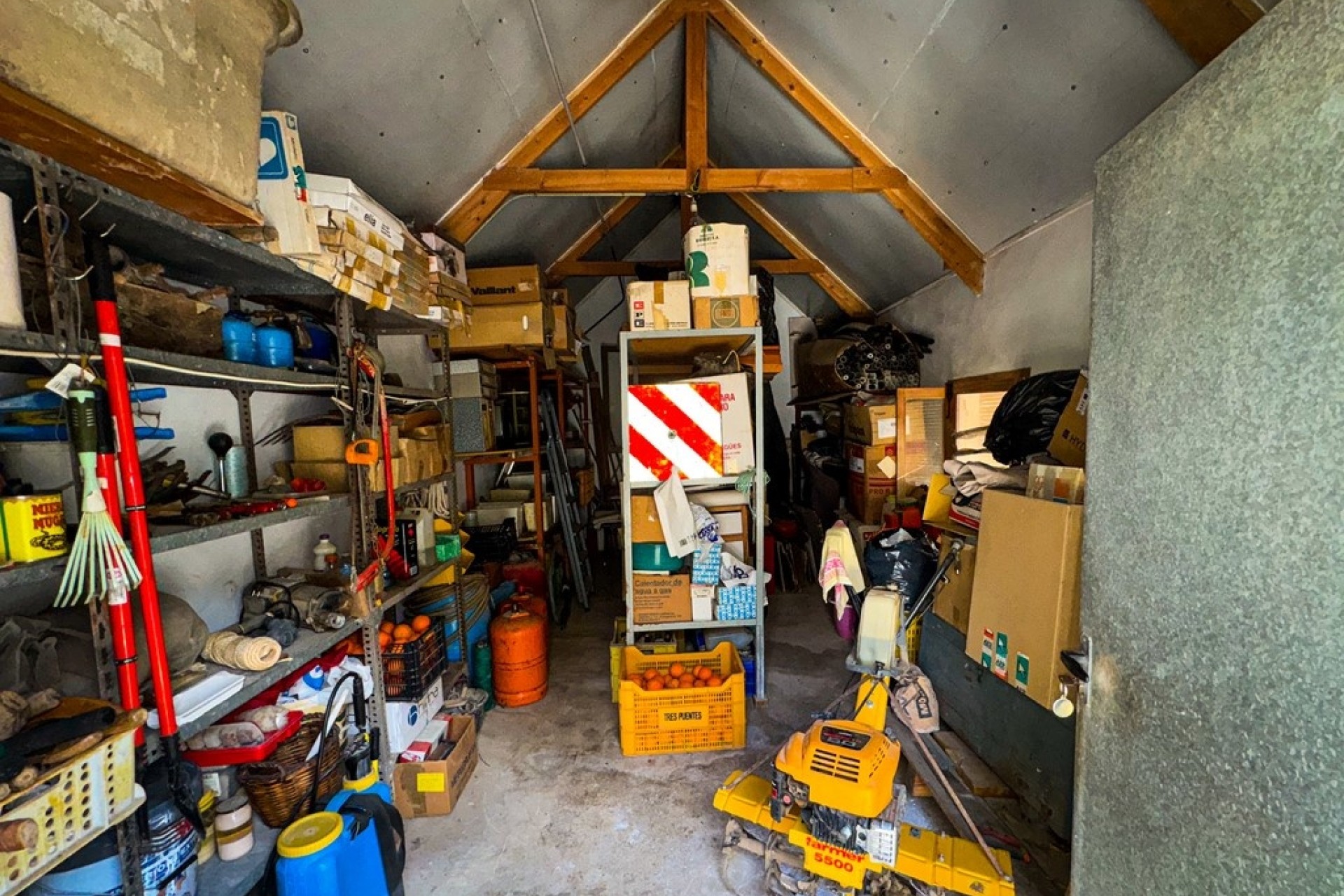 Herverkoop - Finca Landelijk pand -
Orihuela