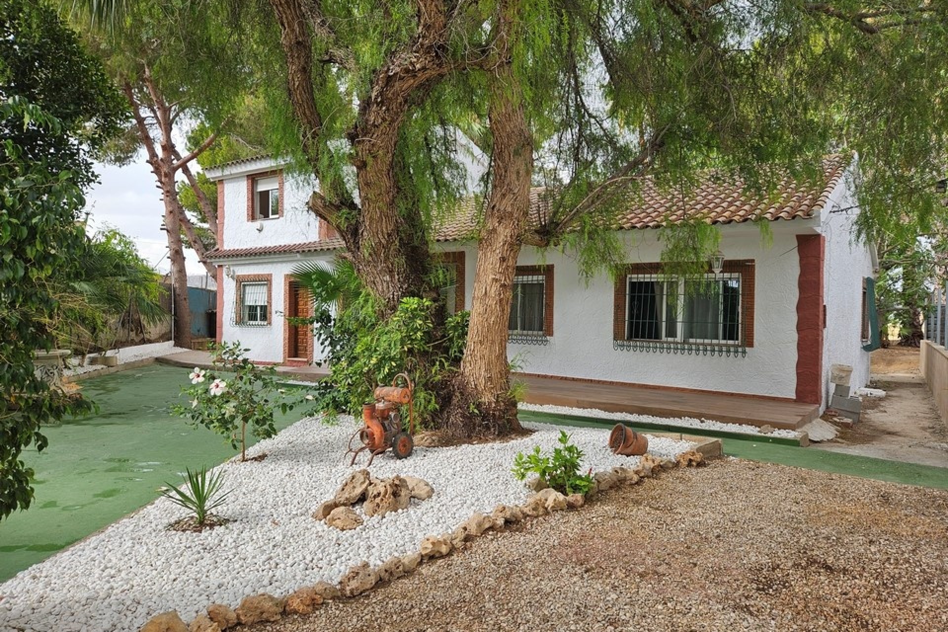 Herverkoop - Finca Landelijk pand -
Orihuela