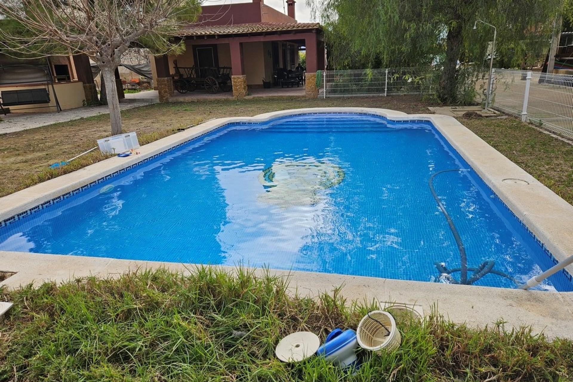 Herverkoop - Finca Landelijk pand -
Orihuela