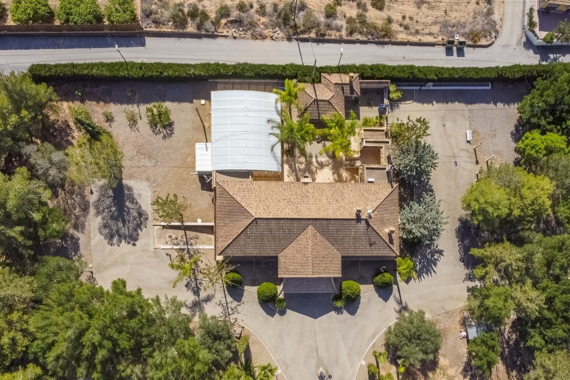 Herverkoop - Finca Landelijk pand -
Orihuela