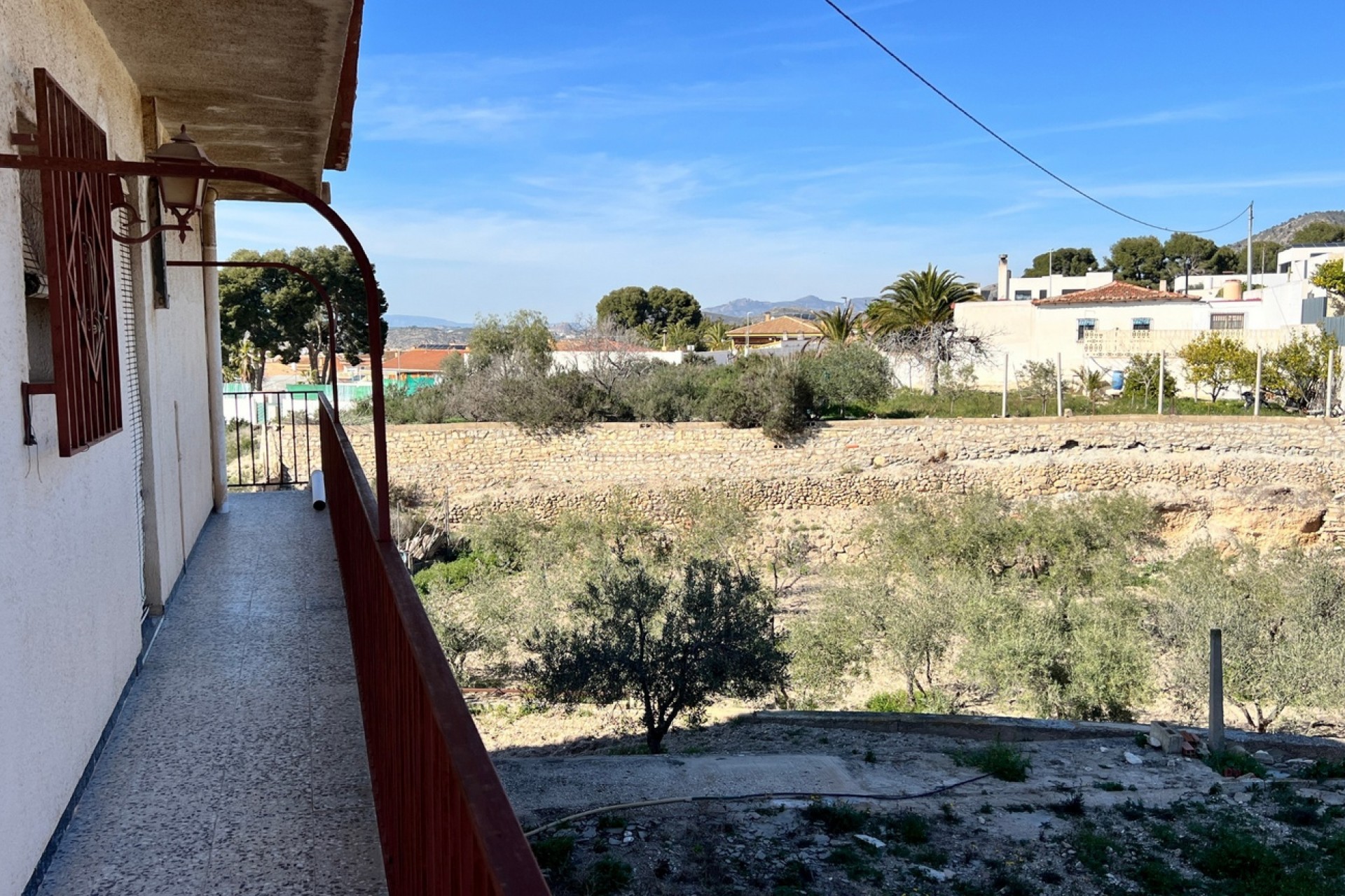 Herverkoop - Finca Landelijk pand -
Petrer