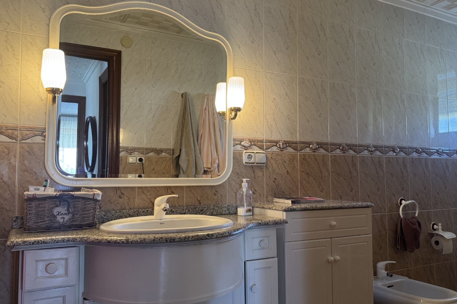 Herverkoop - Finca Landelijk pand -
Petrer