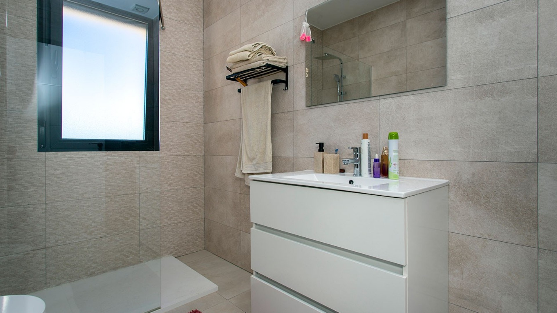 Herverkoop - Finca Landelijk pand -
Pinoso - Campo