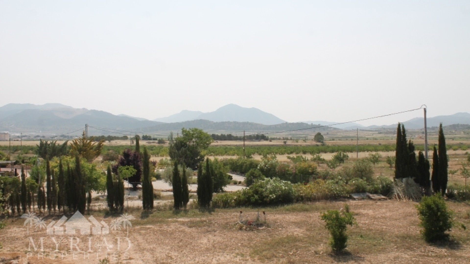 Herverkoop - Finca Landelijk pand -
Pinoso - Pinoso Alicante