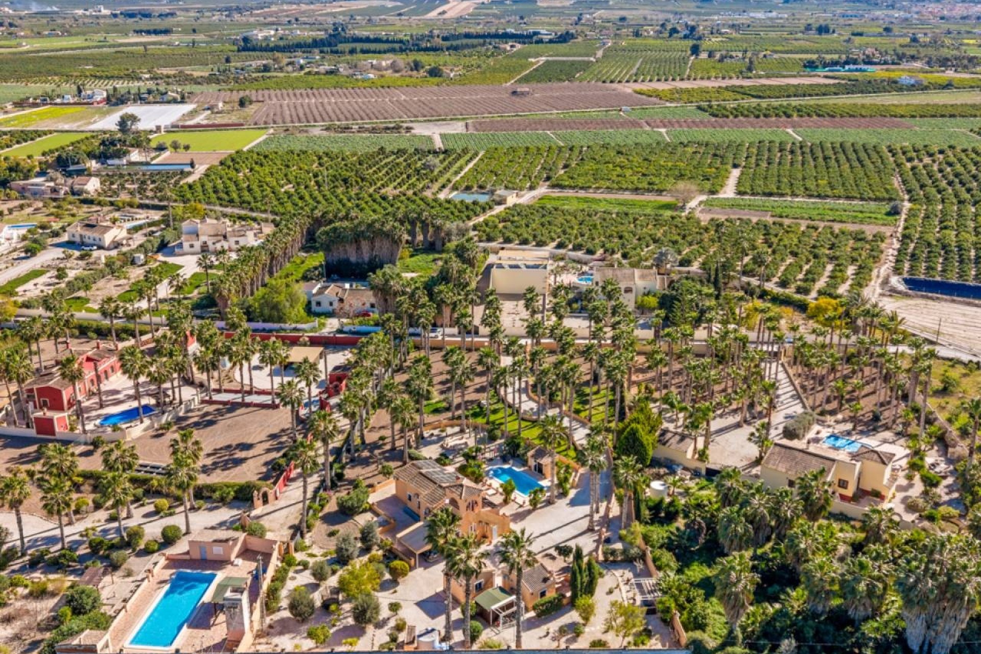 Herverkoop - Finca Landelijk pand -
Rafal