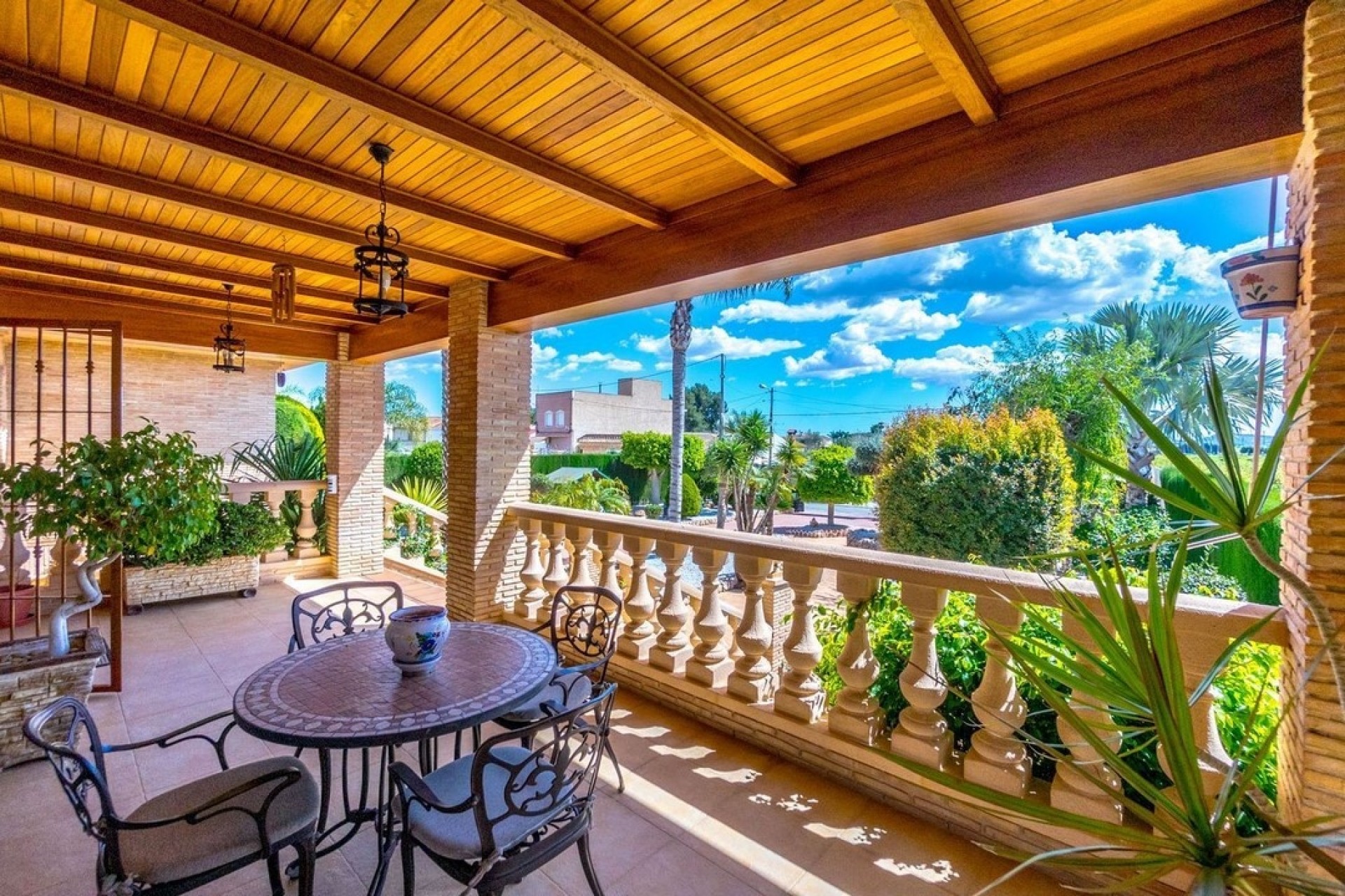 Herverkoop - Finca Landelijk pand -
Rafal