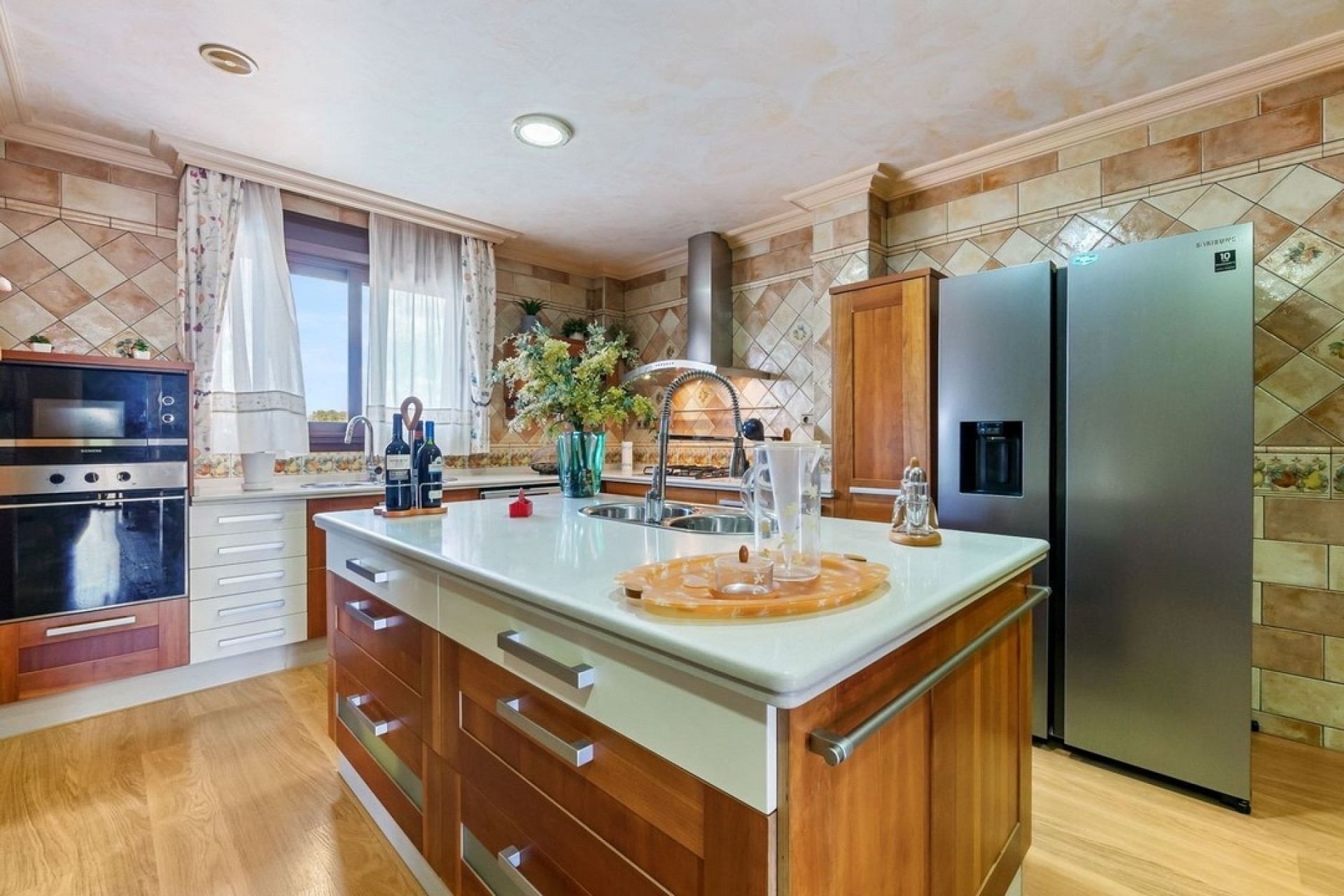 Herverkoop - Finca Landelijk pand -
Rafal