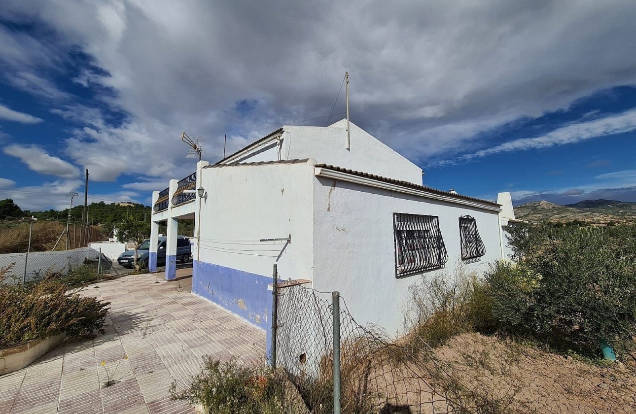 Herverkoop - Finca Landelijk pand -
SAX