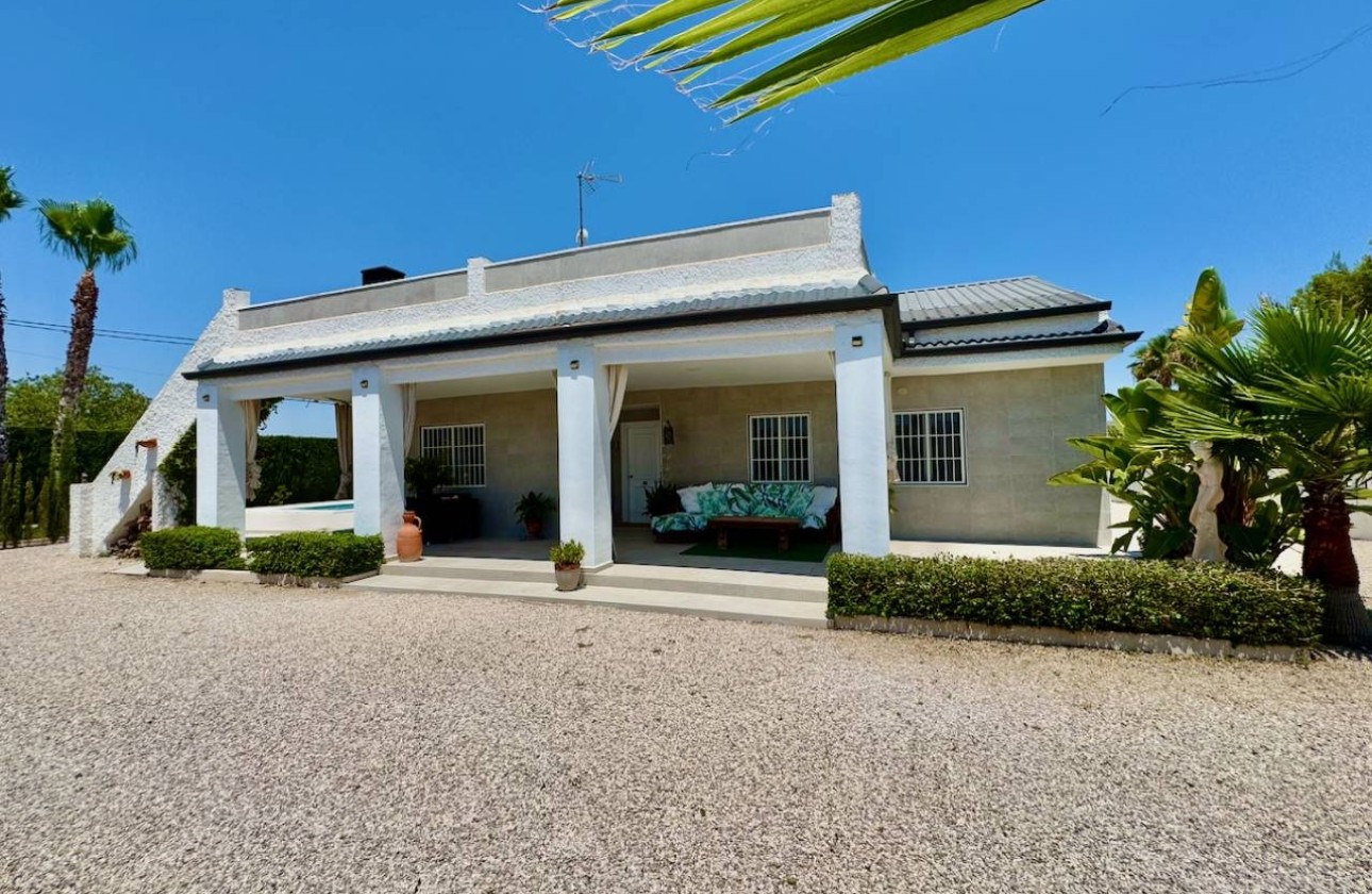 Herverkoop - Finca Landelijk pand -
Torrellano