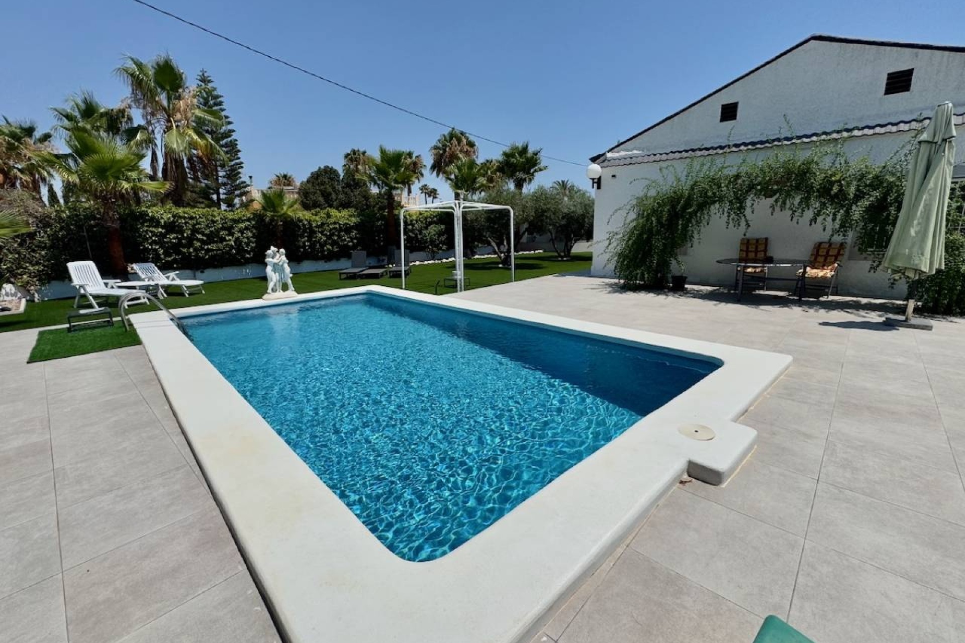 Herverkoop - Finca Landelijk pand -
Torrellano