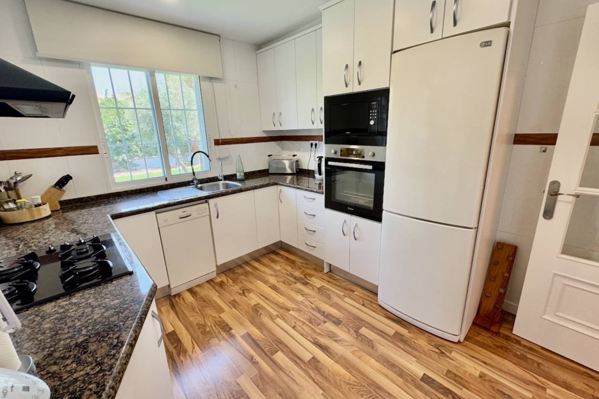 Herverkoop - Finca Landelijk pand -
Torrellano