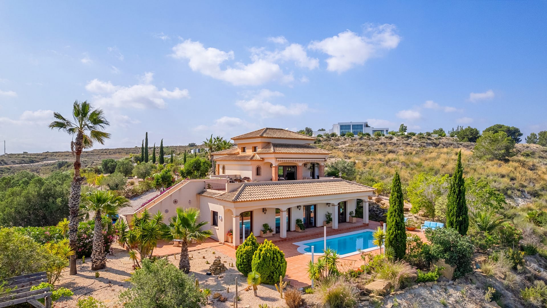 Herverkoop - Finca Landelijk pand -
Torremendo