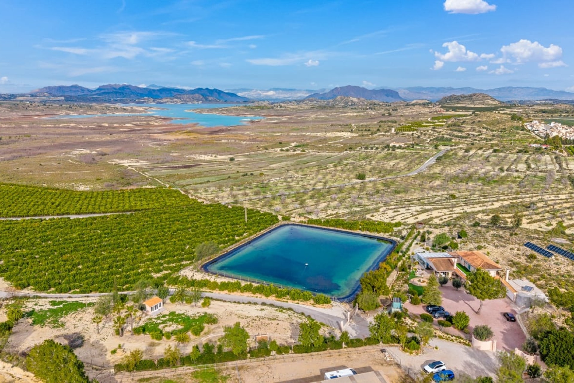 Herverkoop - Finca Landelijk pand -
Torremendo