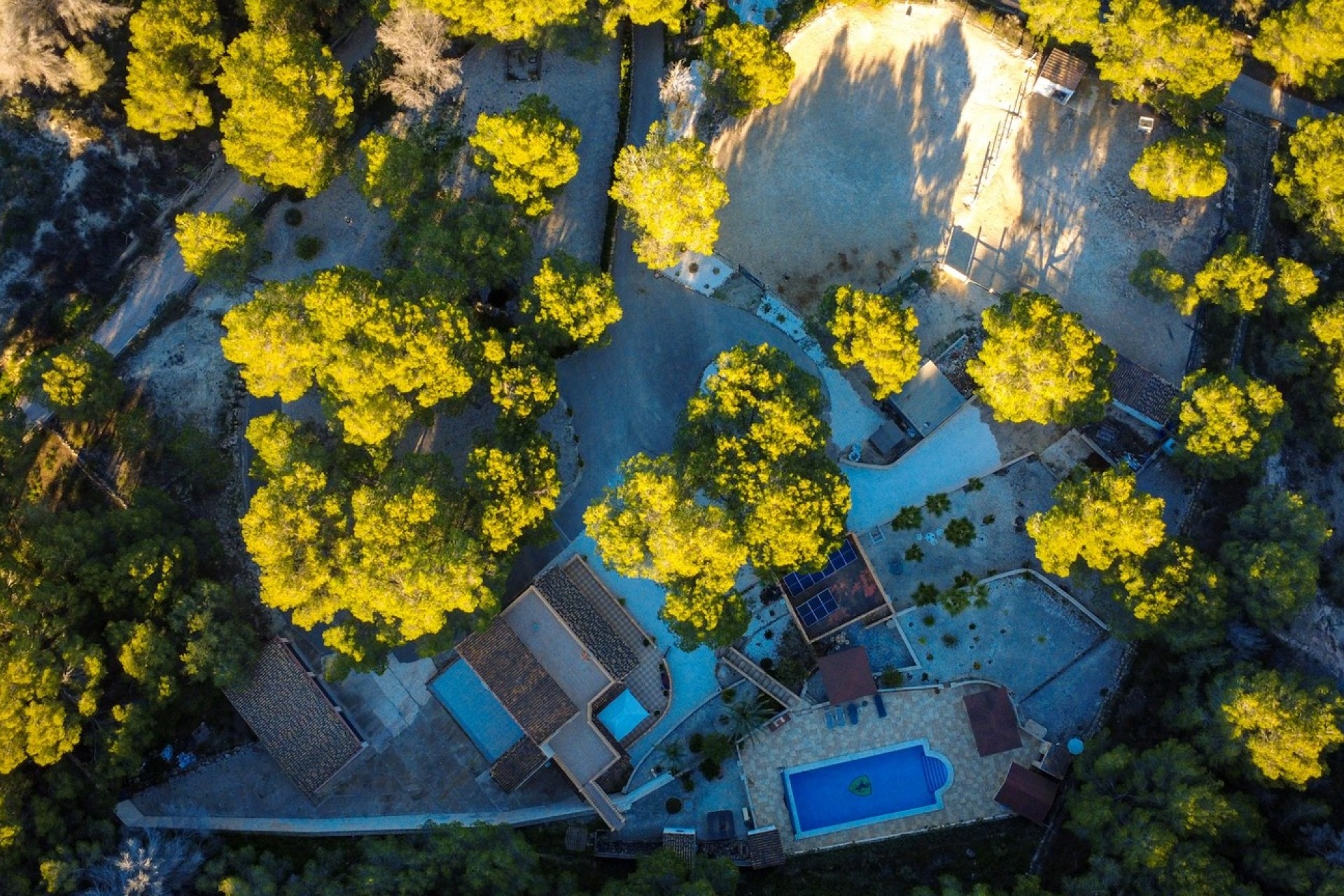 Herverkoop - Finca Landelijk pand -
Torremendo