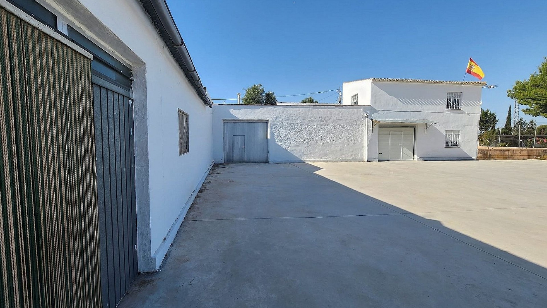 Herverkoop - Finca Landelijk pand -
Villena