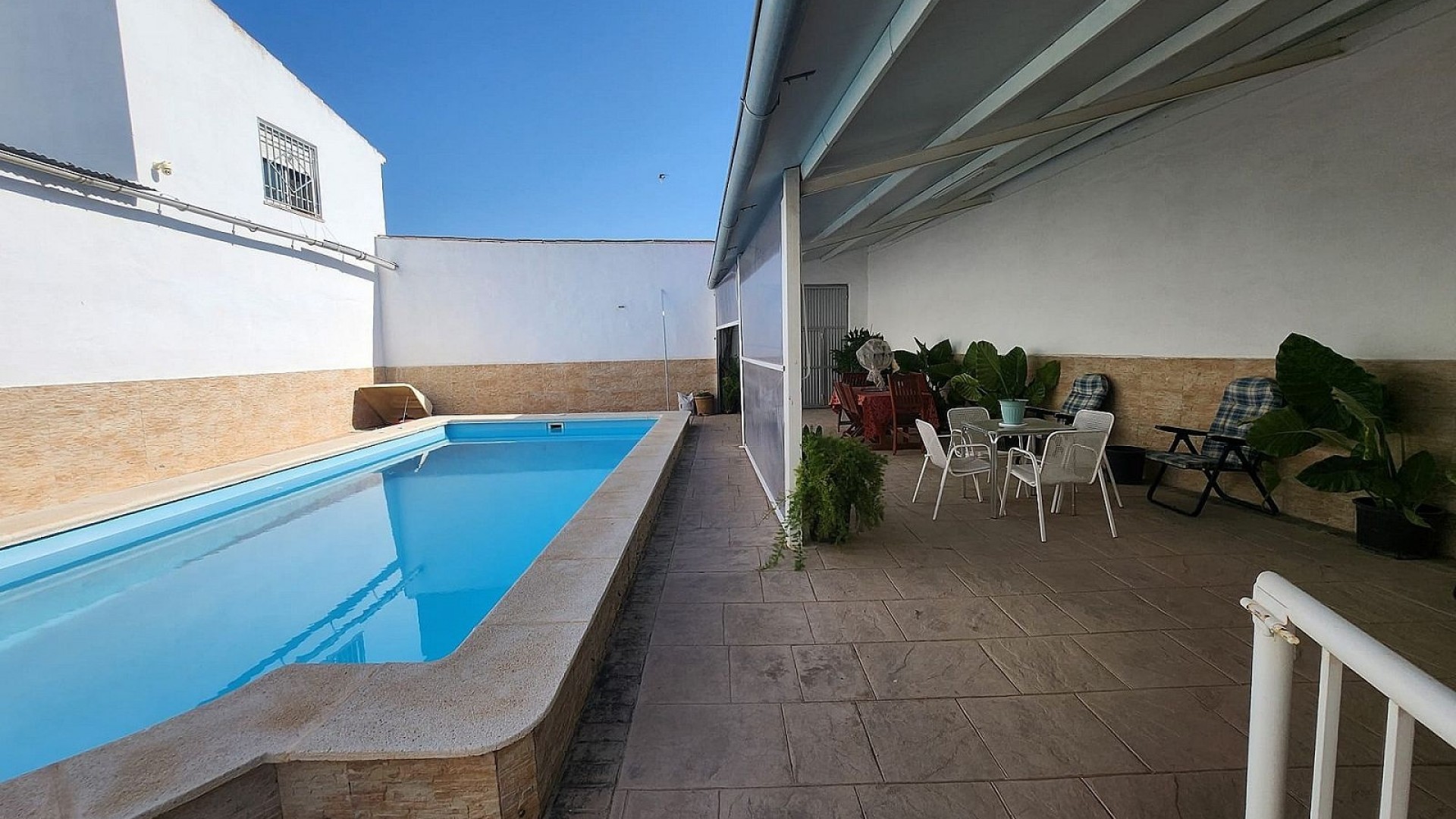 Herverkoop - Finca Landelijk pand -
Villena