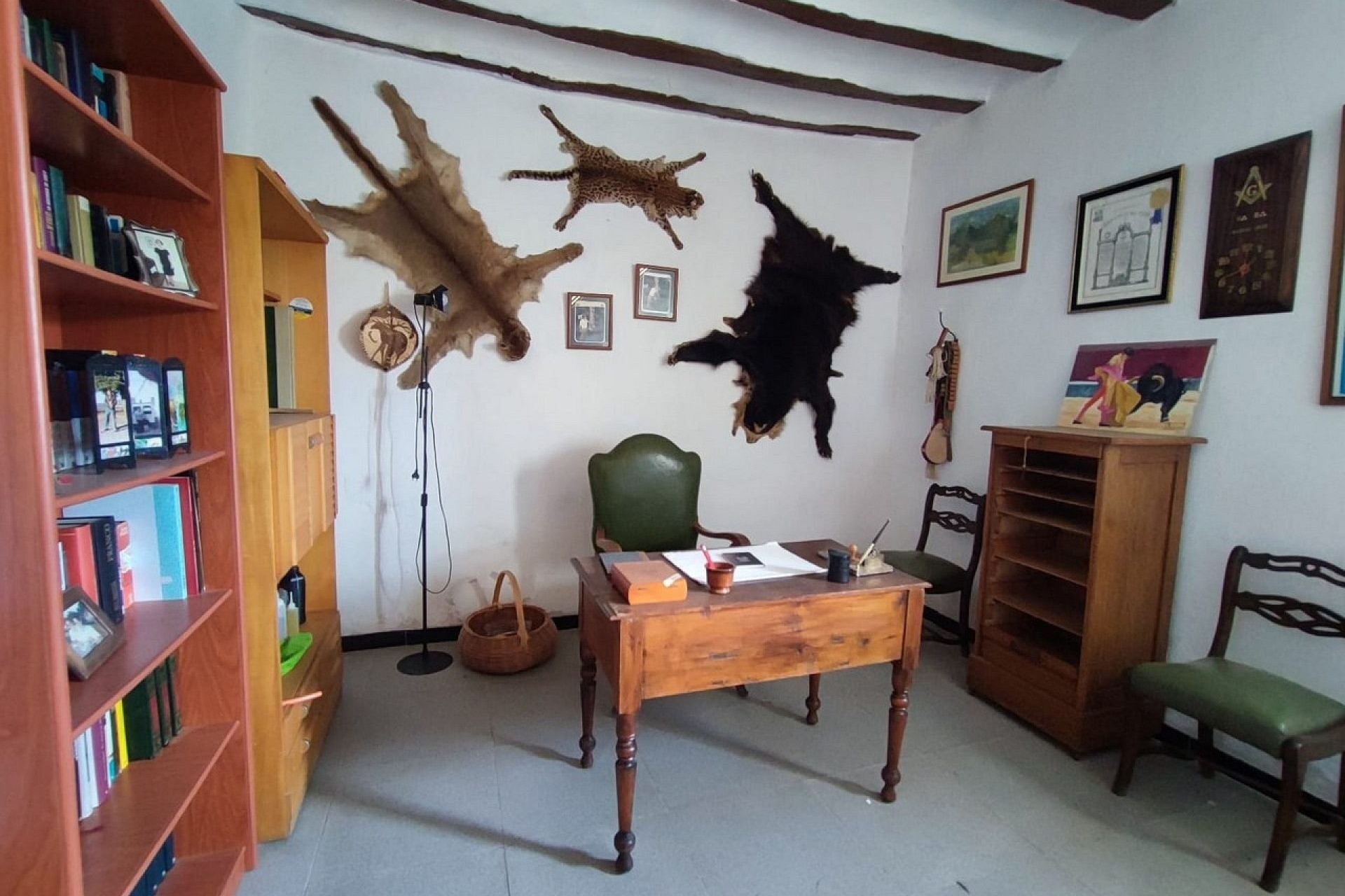 Herverkoop - Finca Landelijk pand -
Yecla