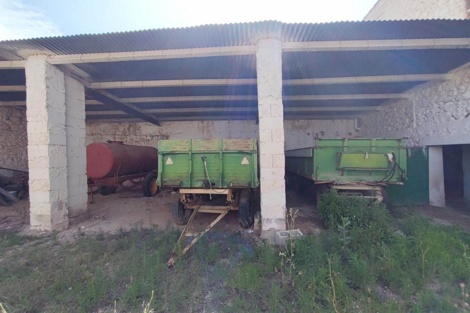 Herverkoop - Finca Landelijk pand -
Yecla