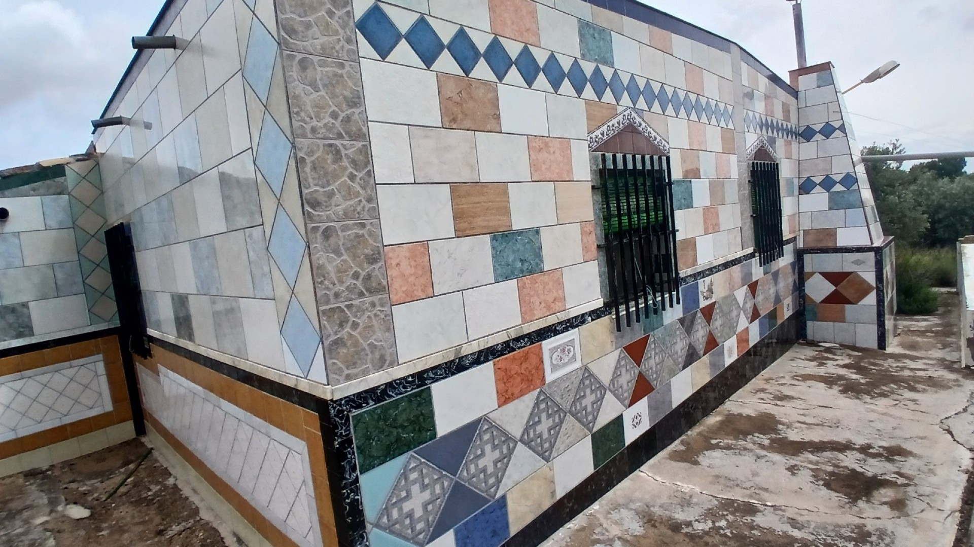 Herverkoop - Finca Landelijk pand -
Yecla