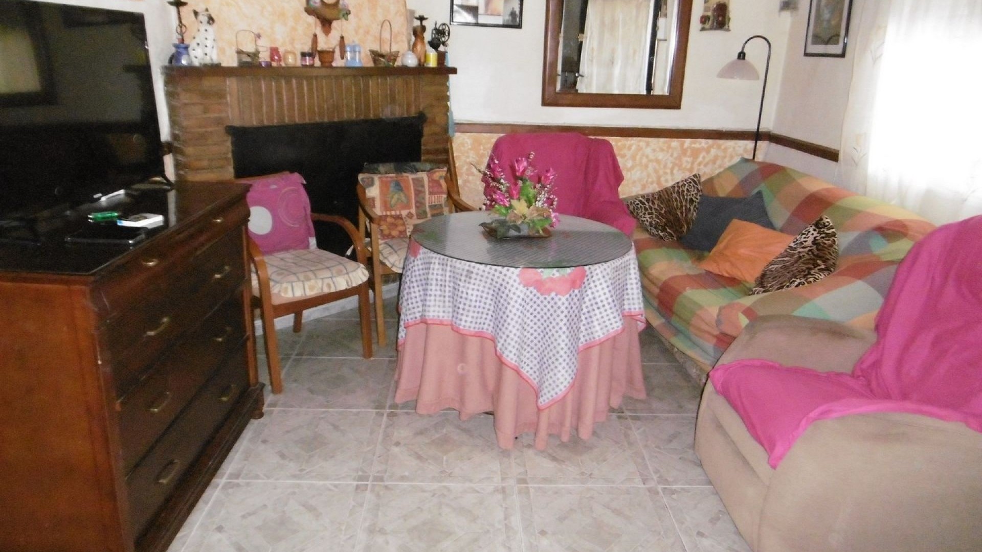 Herverkoop - Finca Landelijk pand -
Yecla