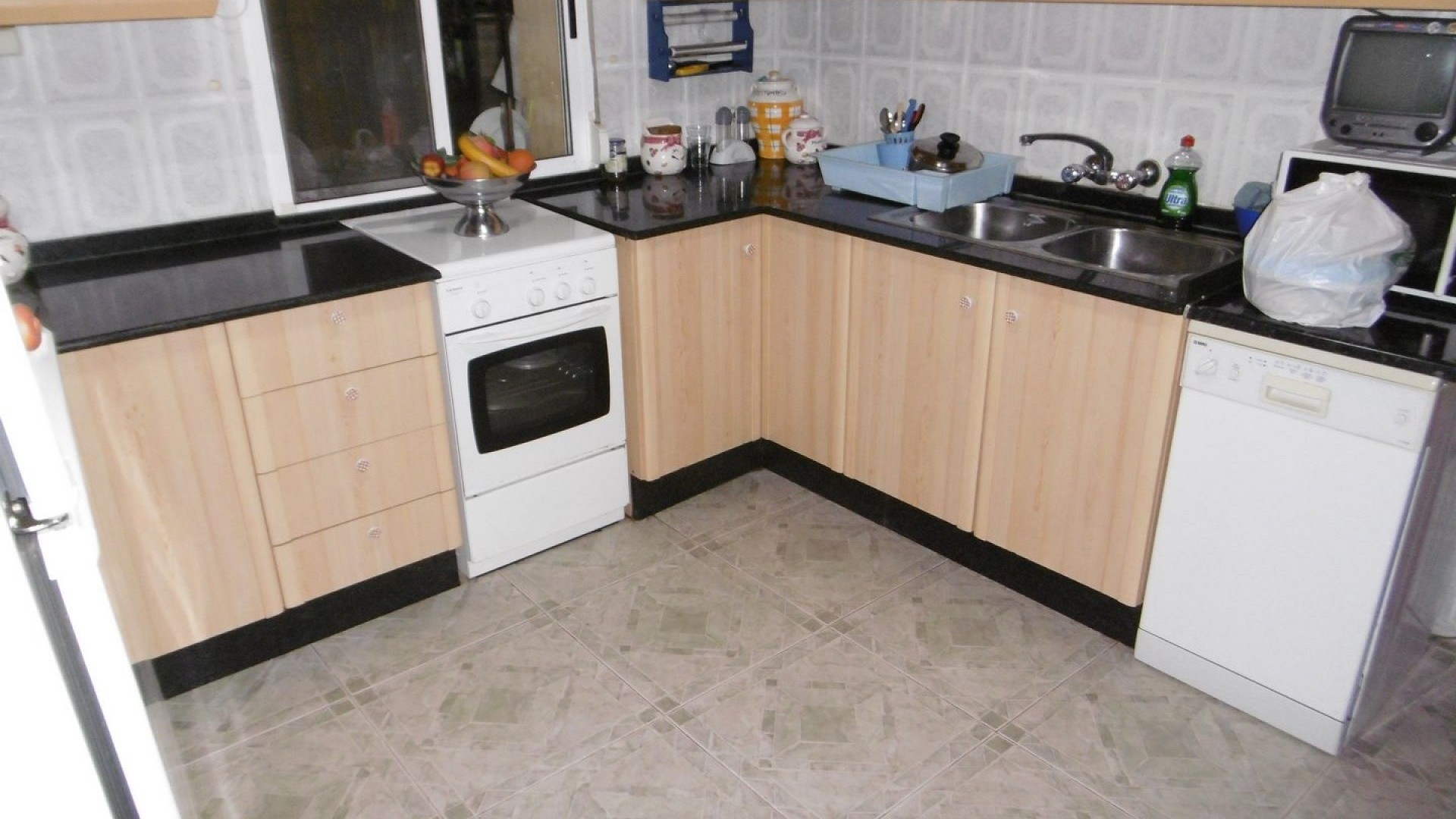 Herverkoop - Finca Landelijk pand -
Yecla