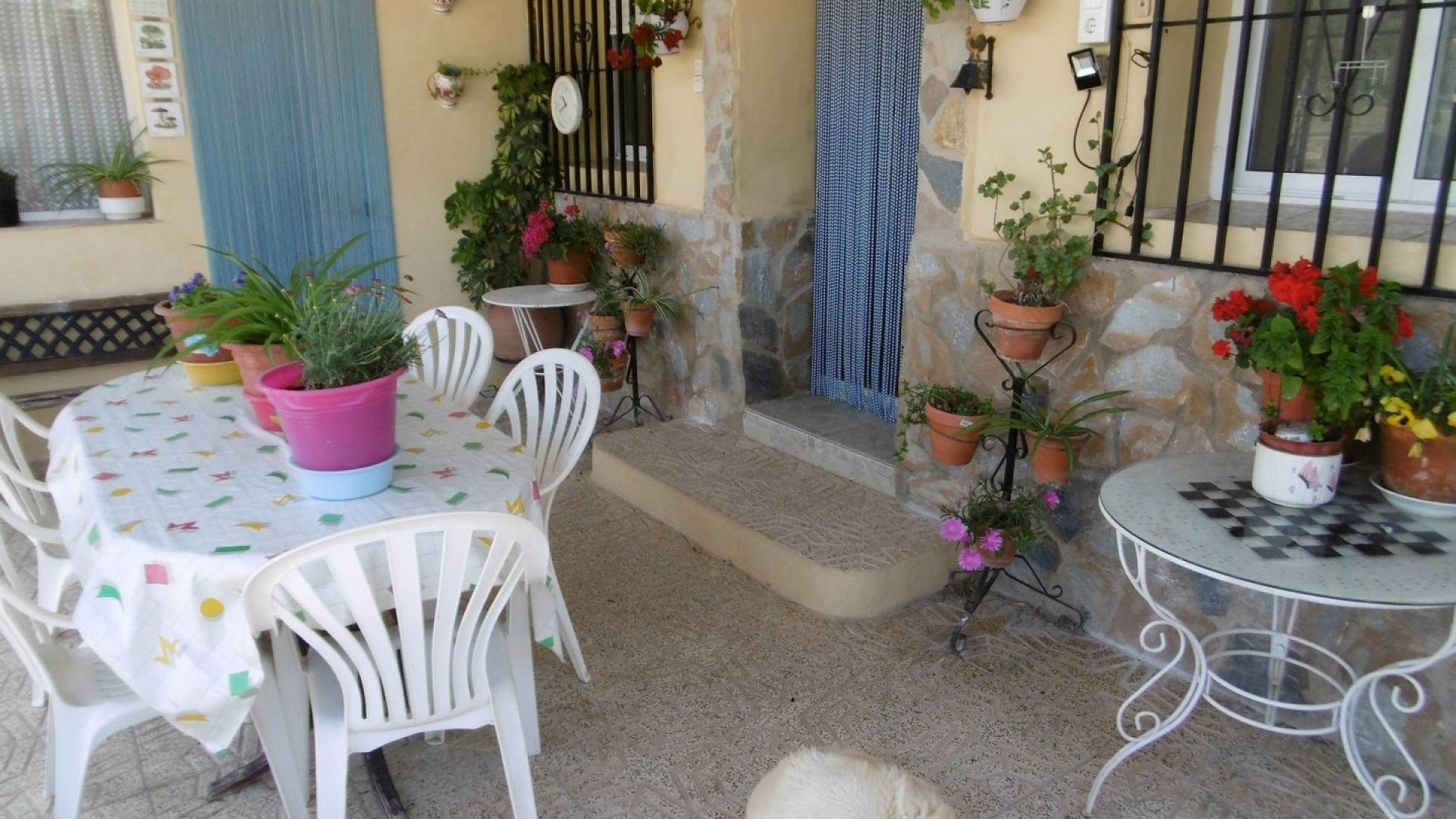 Herverkoop - Finca Landelijk pand -
Yecla