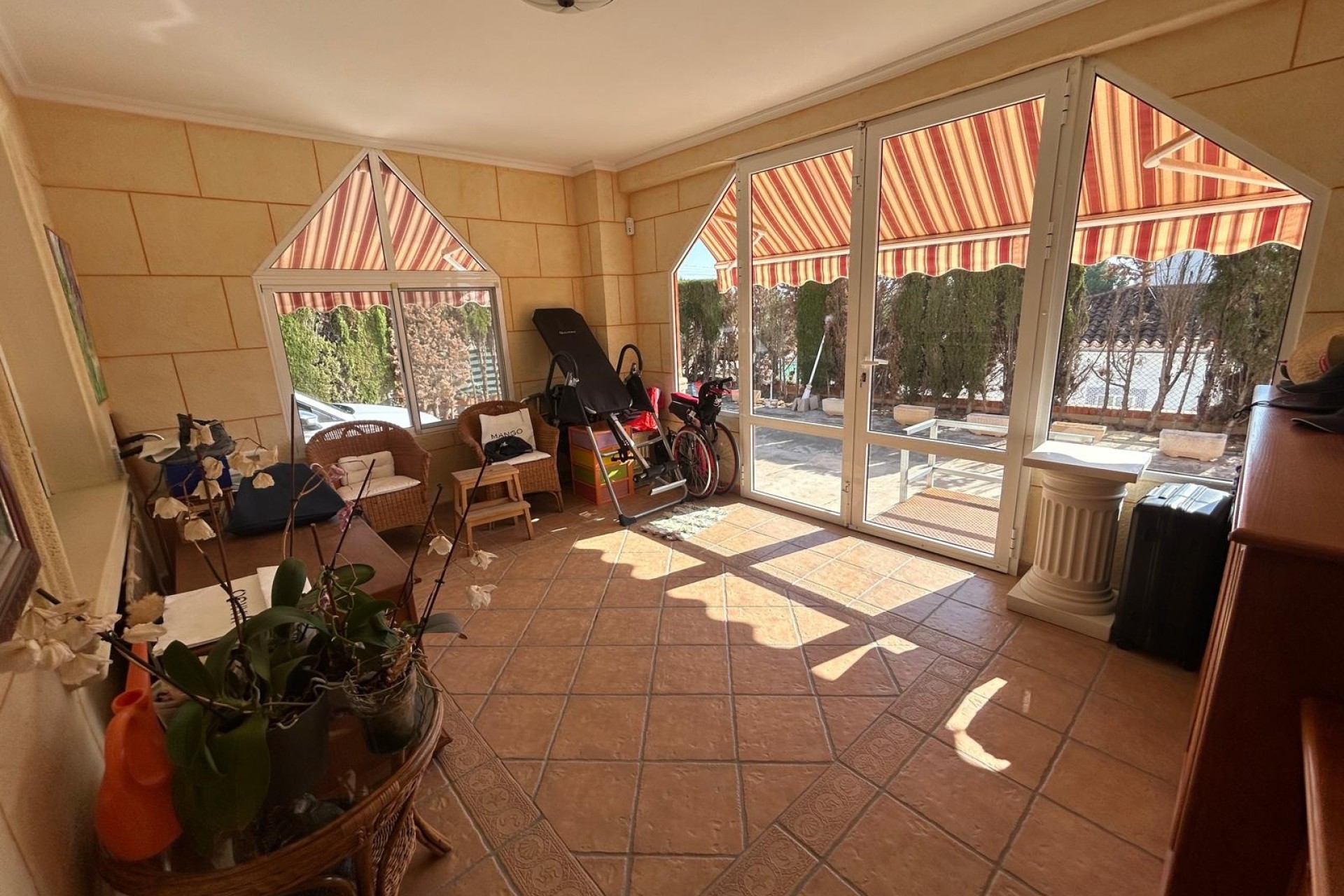 Herverkoop - Finca / Landhuis -
Albatera