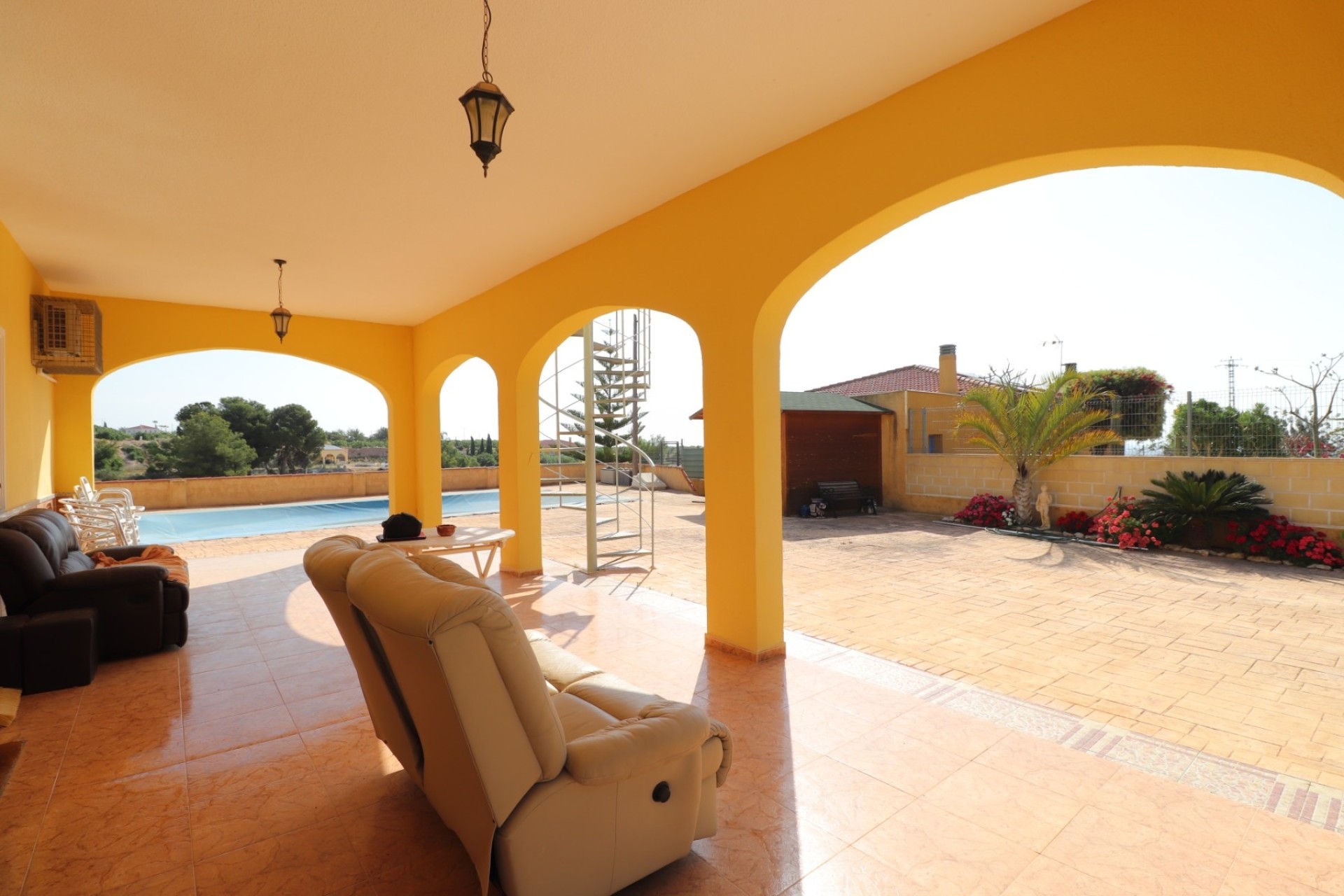 Herverkoop - Finca / Landhuis -
Albatera
