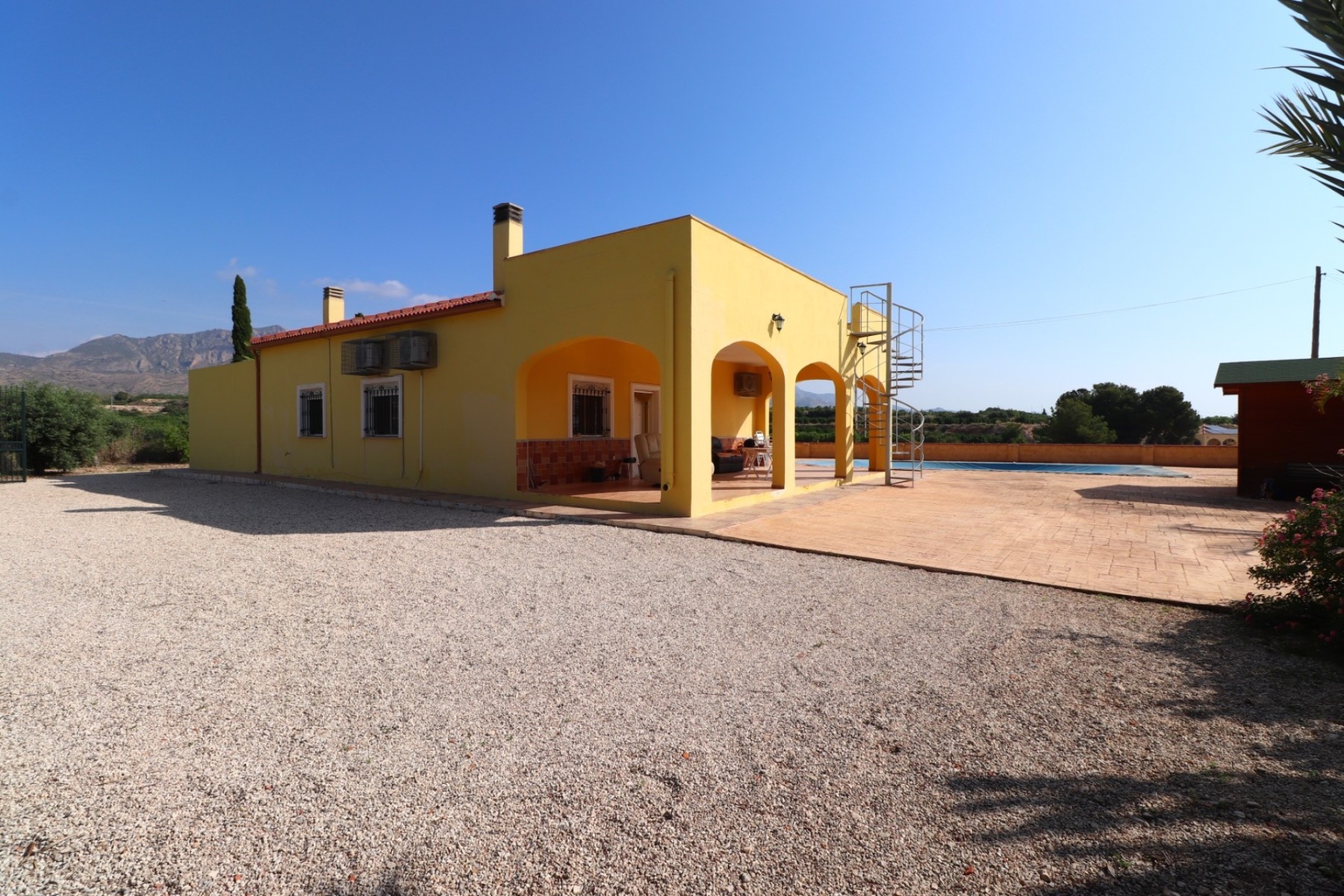 Herverkoop - Finca / Landhuis -
Albatera