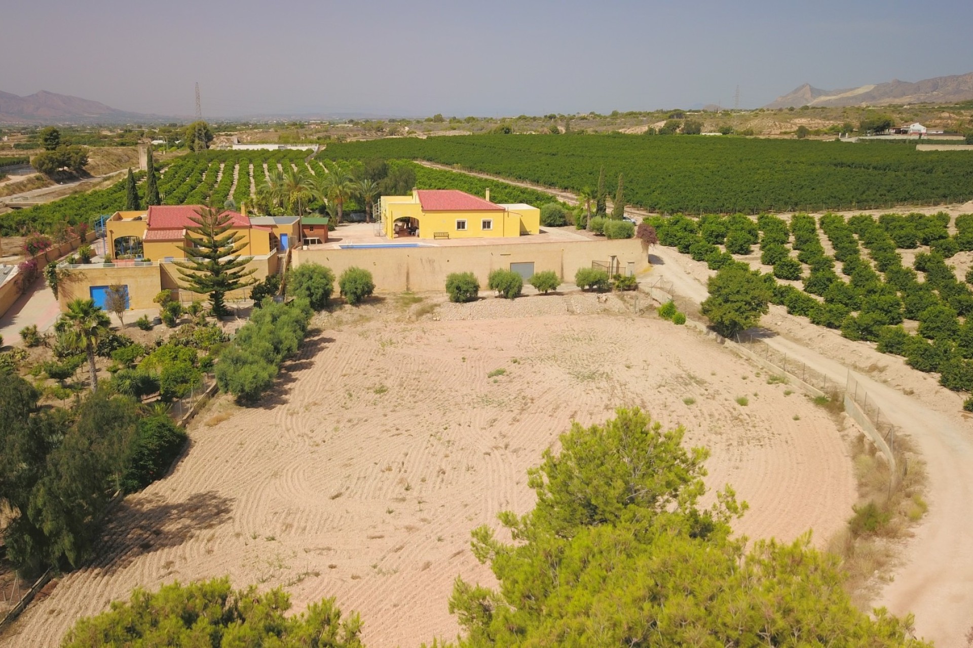 Herverkoop - Finca / Landhuis -
Albatera