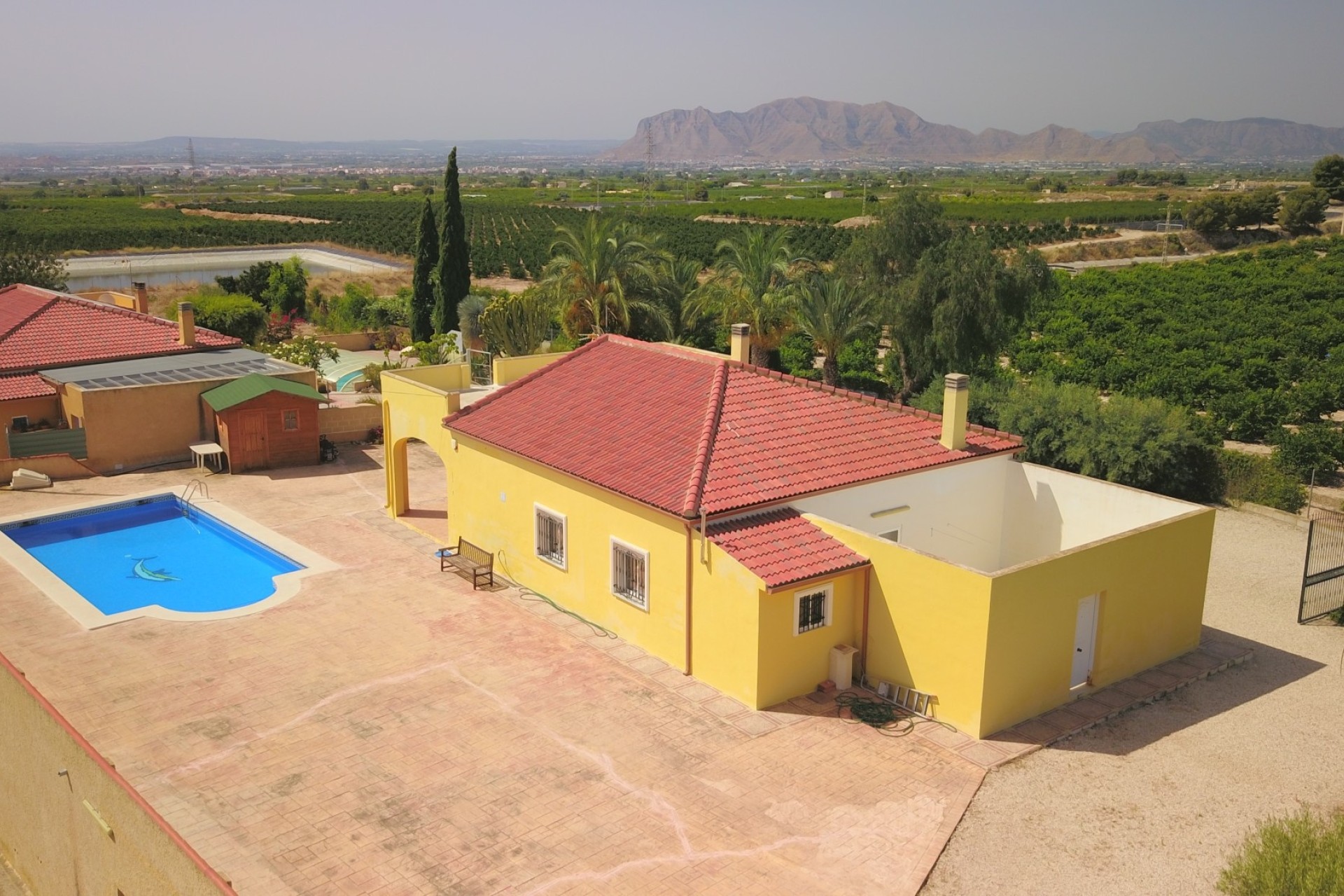 Herverkoop - Finca / Landhuis -
Albatera