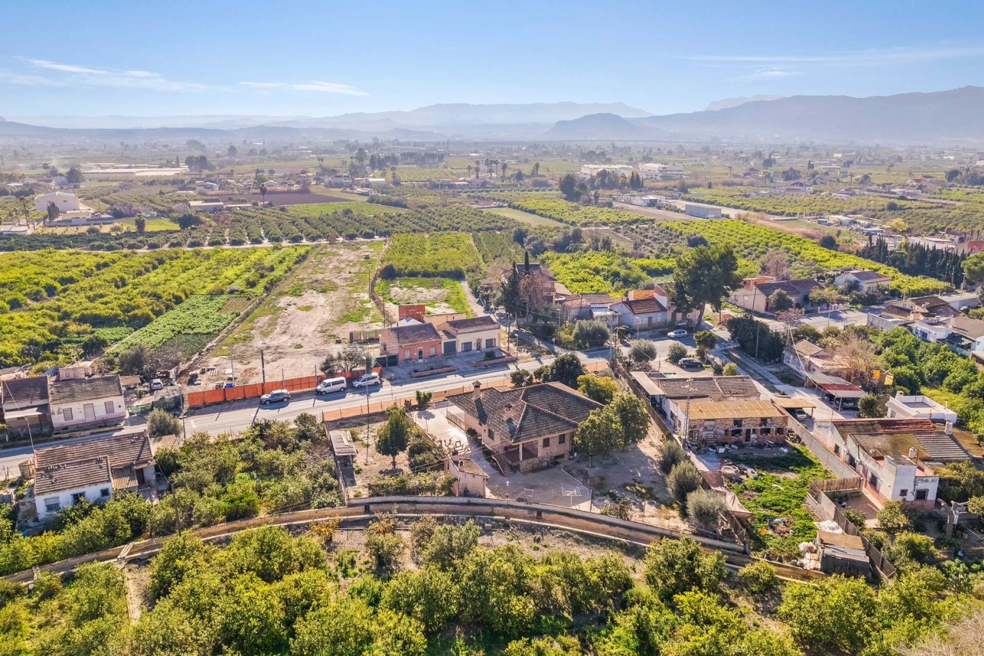 Herverkoop - Finca / Landhuis -
Beniel - Carretera de Beniel